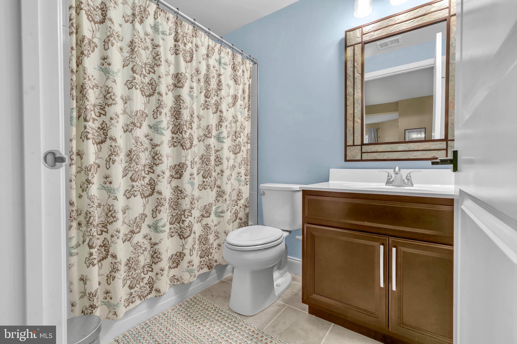 LAUREL RIDGE - Residential