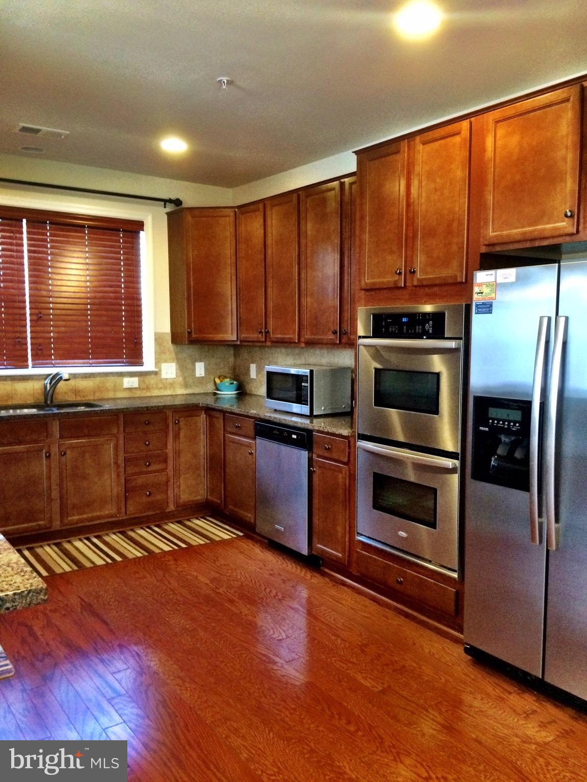 RESIDENCES AT BRAMBLETON - Residential Lease