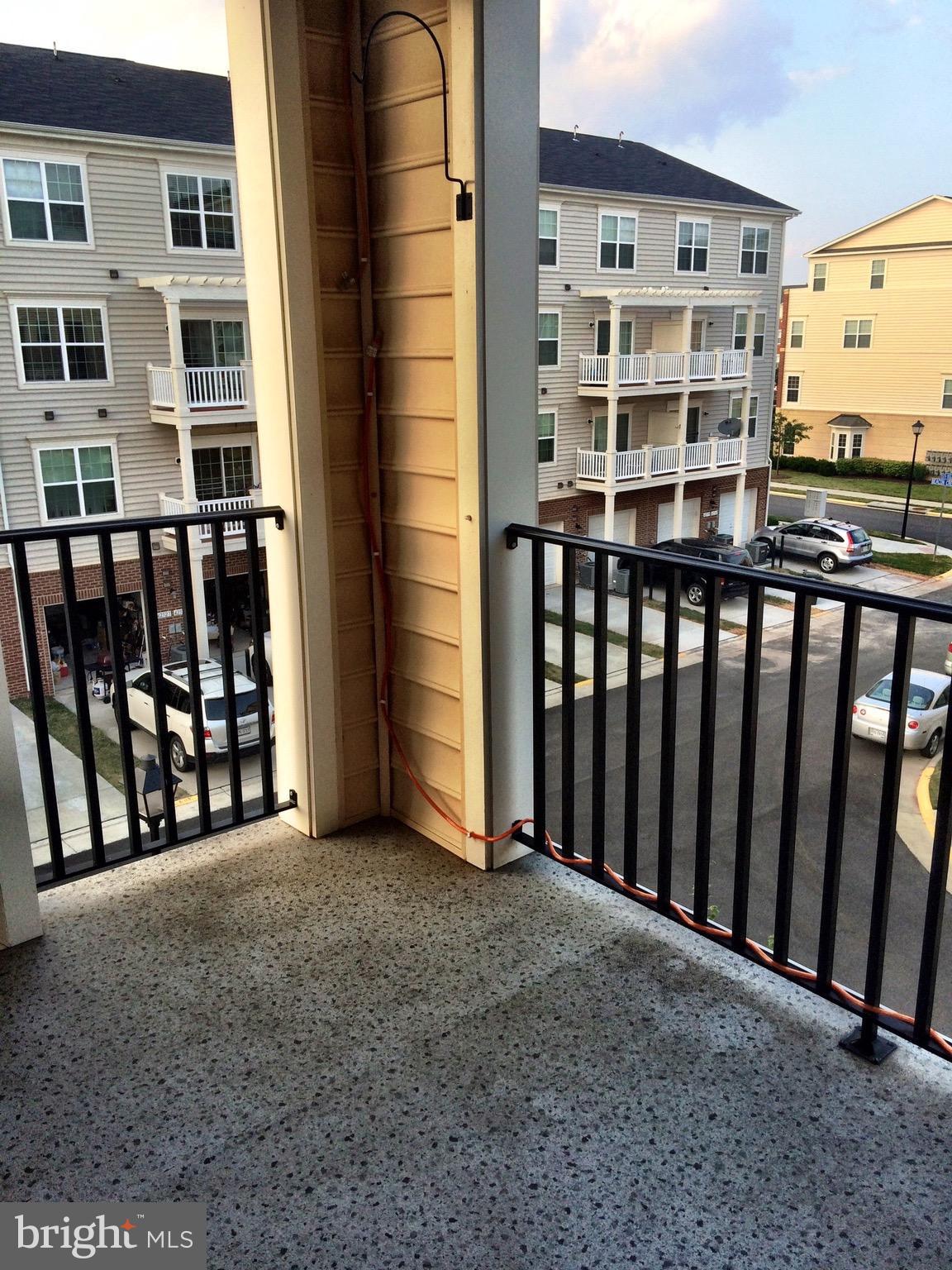 RESIDENCES AT BRAMBLETON - Residential Lease