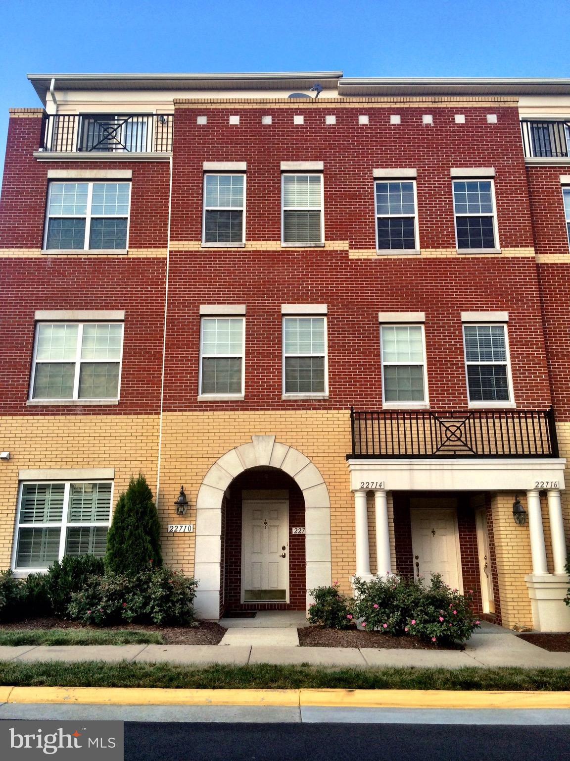 RESIDENCES AT BRAMBLETON - Residential Lease