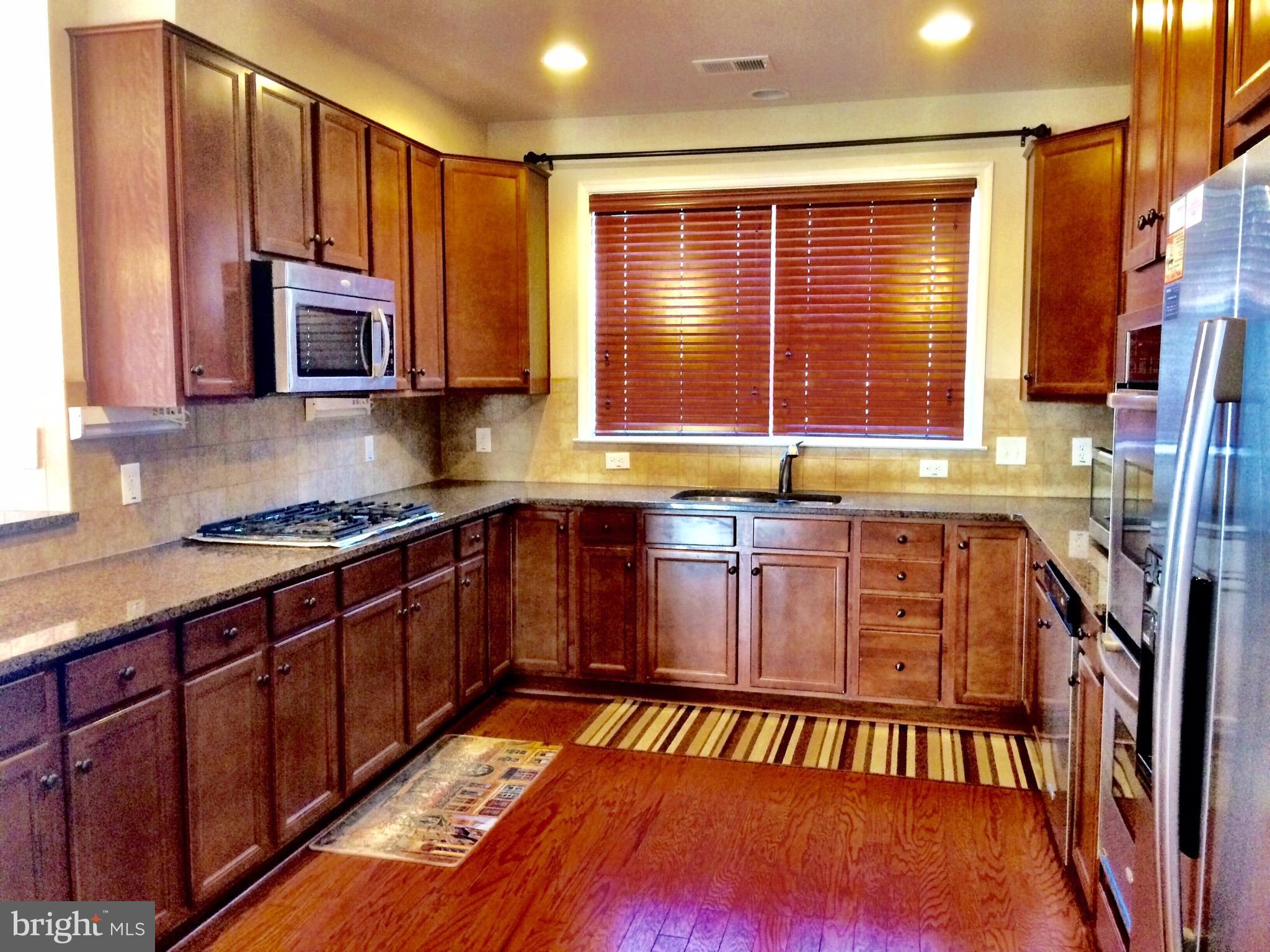 RESIDENCES AT BRAMBLETON - Residential Lease