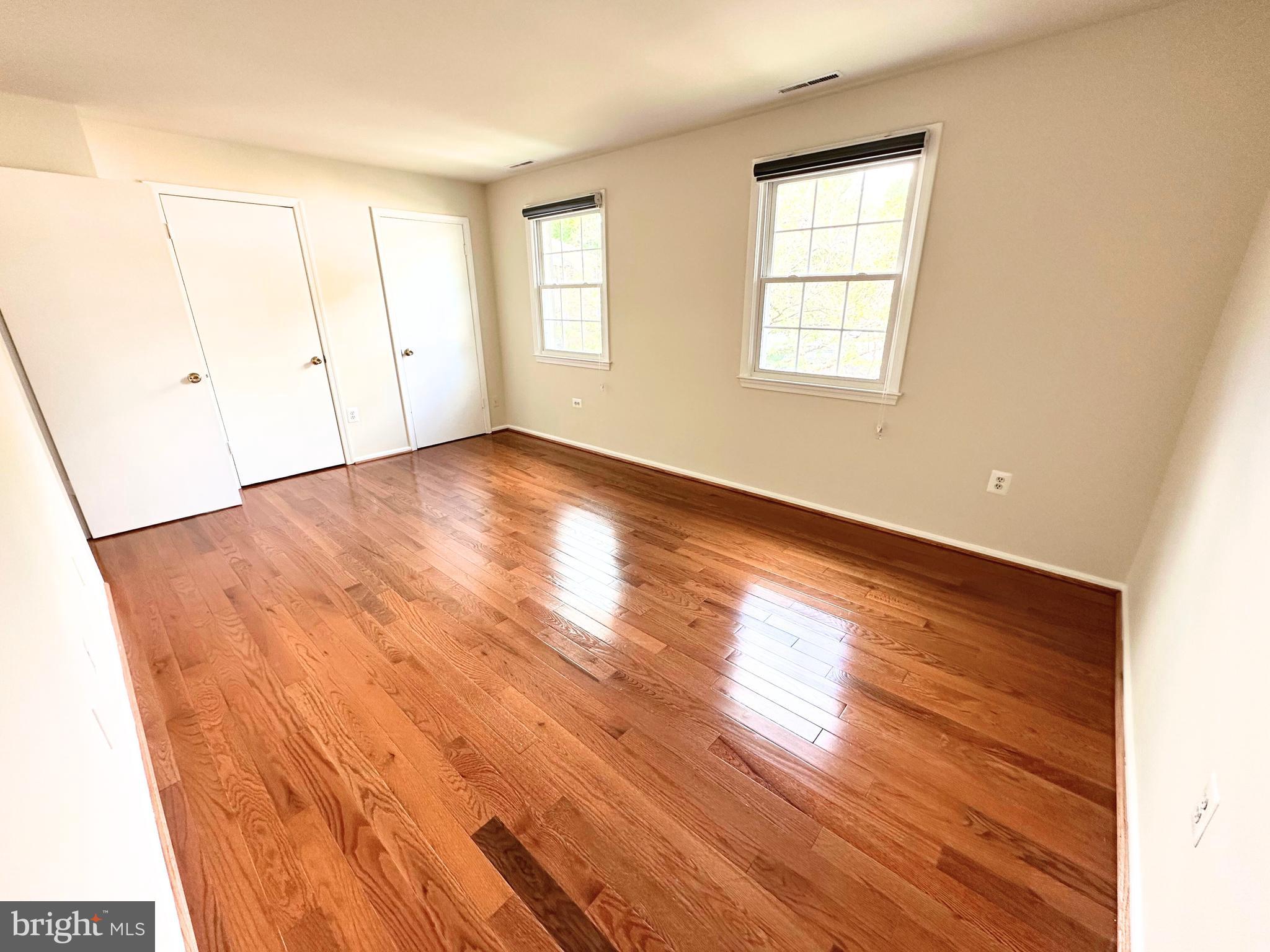 VIENNA COMMONS - Residential Lease