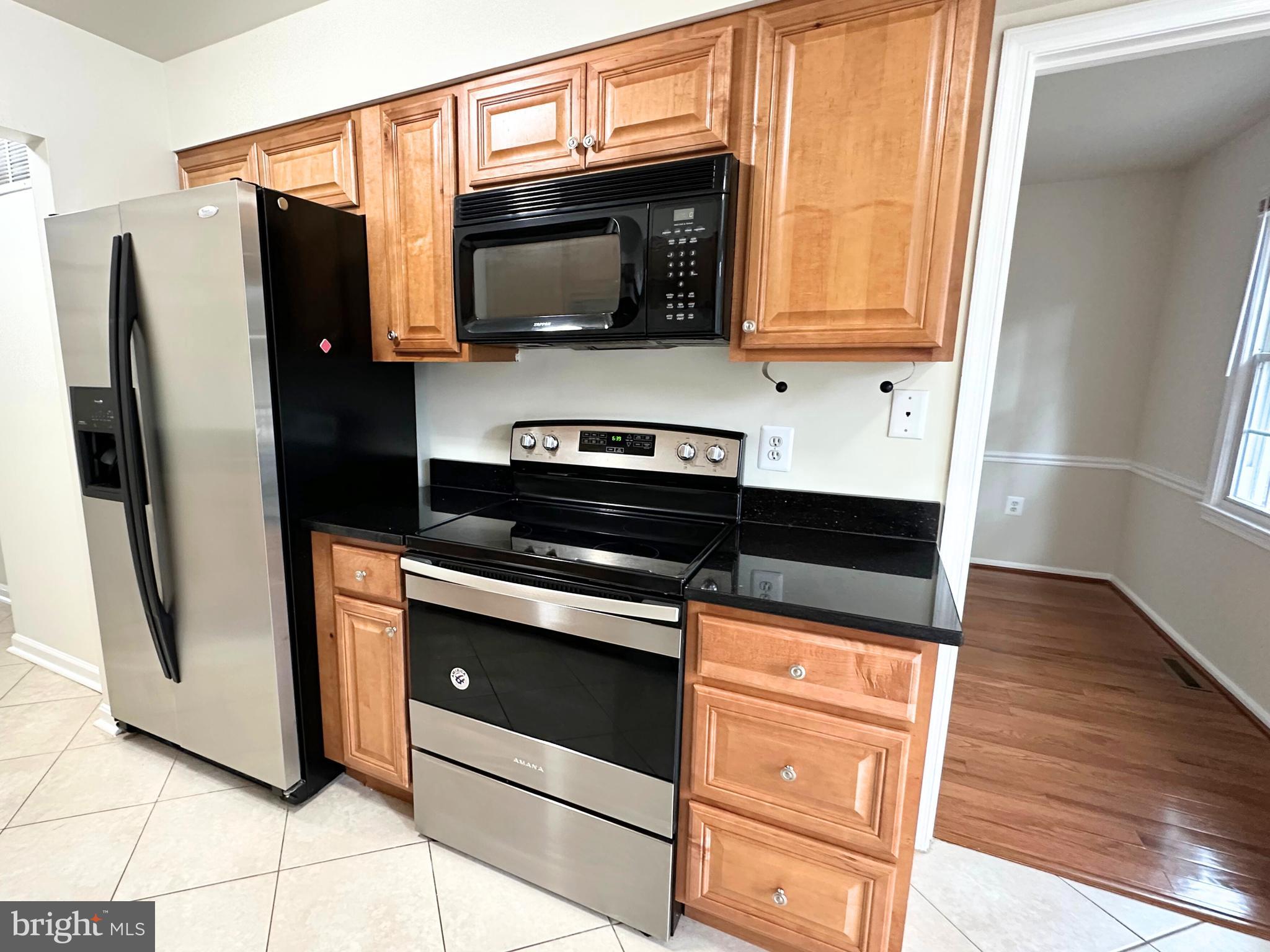 VIENNA COMMONS - Residential Lease