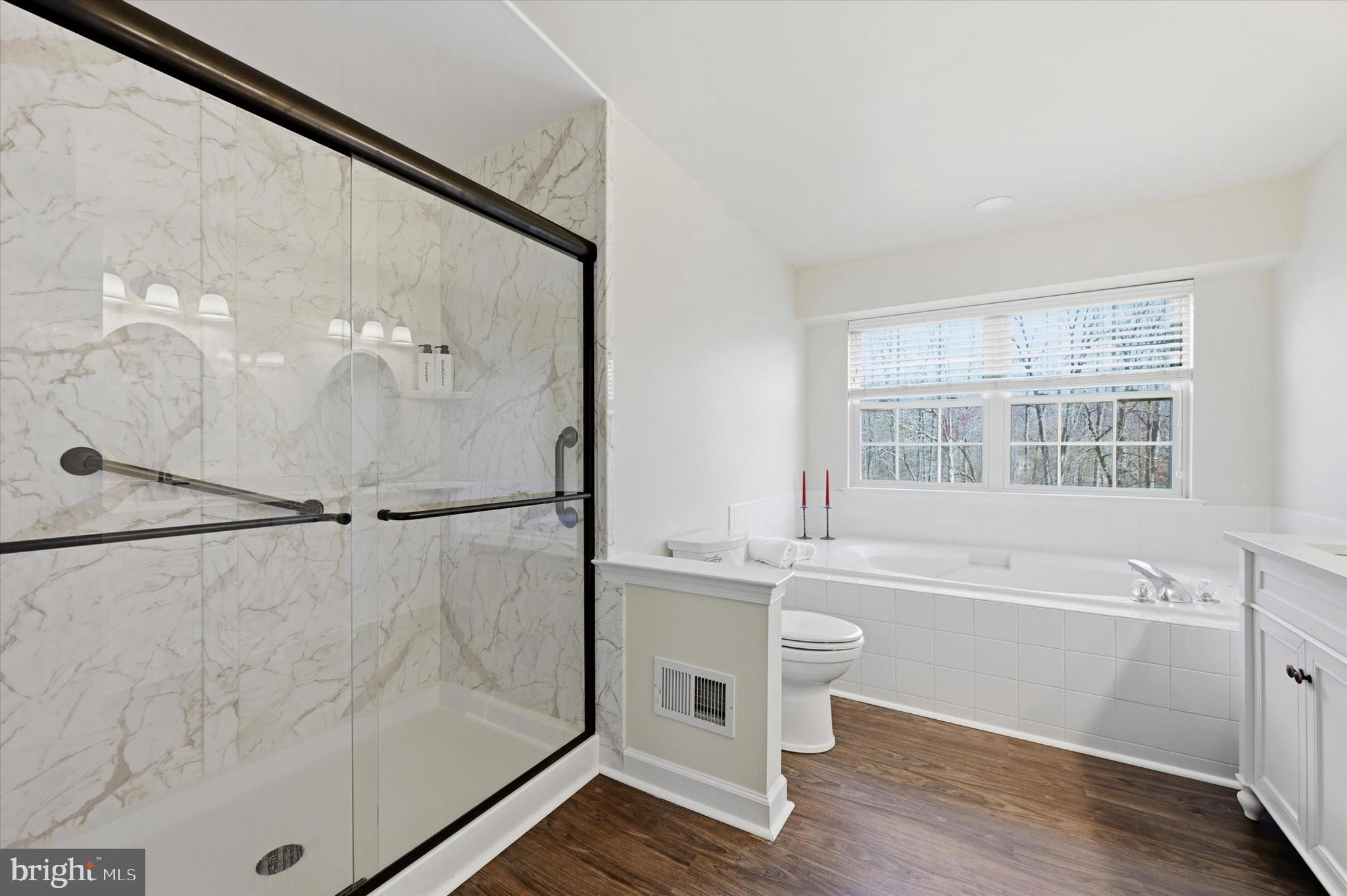 CALNSHIRE ESTATES - Residential