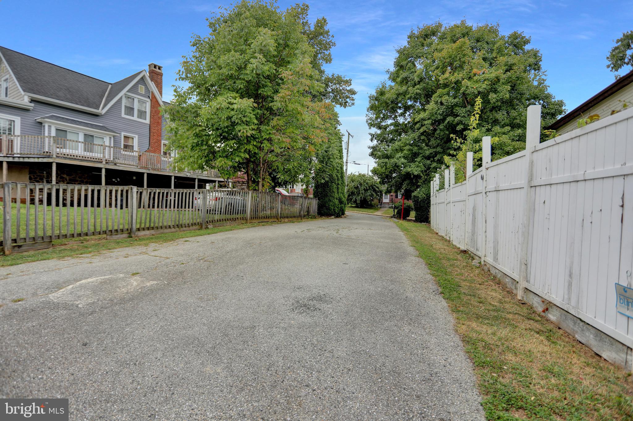 CARLYNN HEIGHTS - Residential