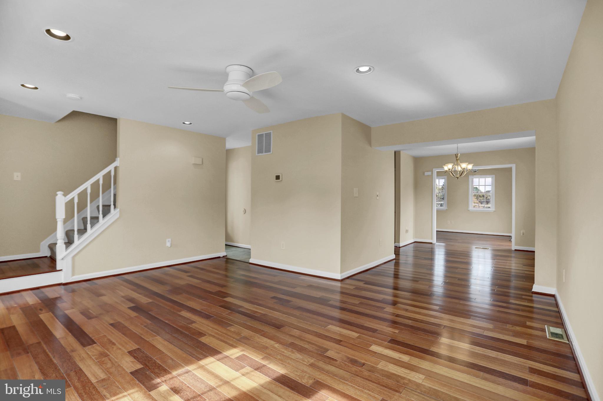 CARLYNN HEIGHTS - Residential