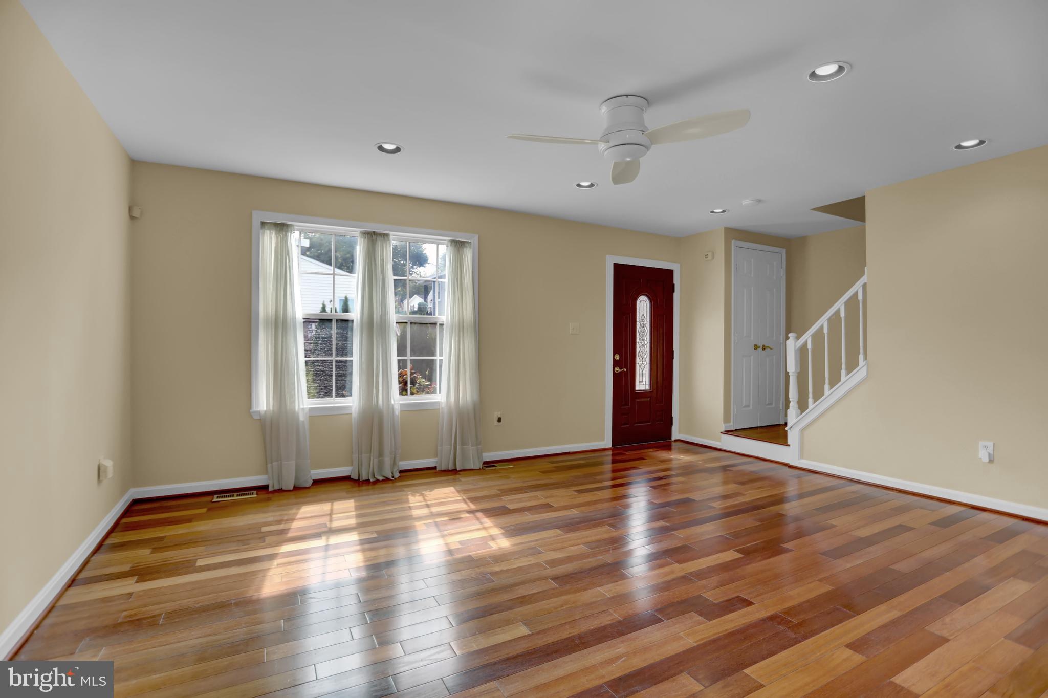 CARLYNN HEIGHTS - Residential