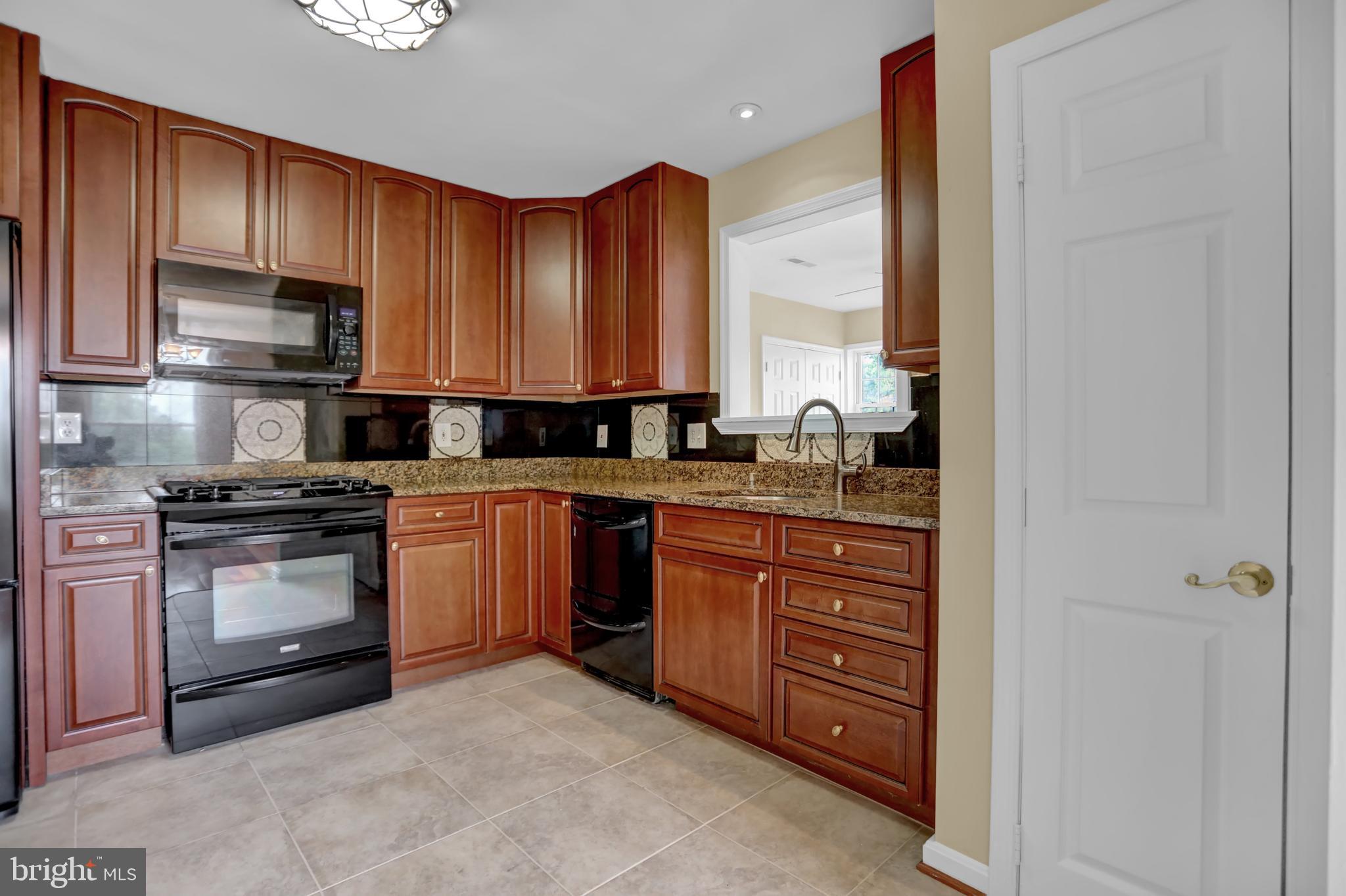 CARLYNN HEIGHTS - Residential