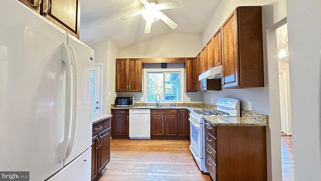 Photo of 8517 Marquette Street, VIENNA, VA 22180 (MLS # VAFX2277228)