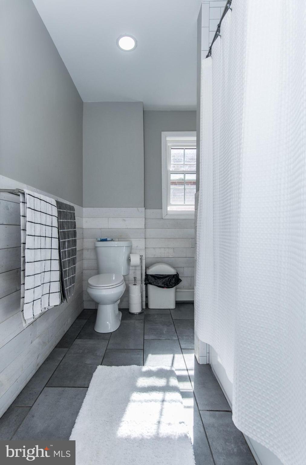 PORT RICHMOND - Residential