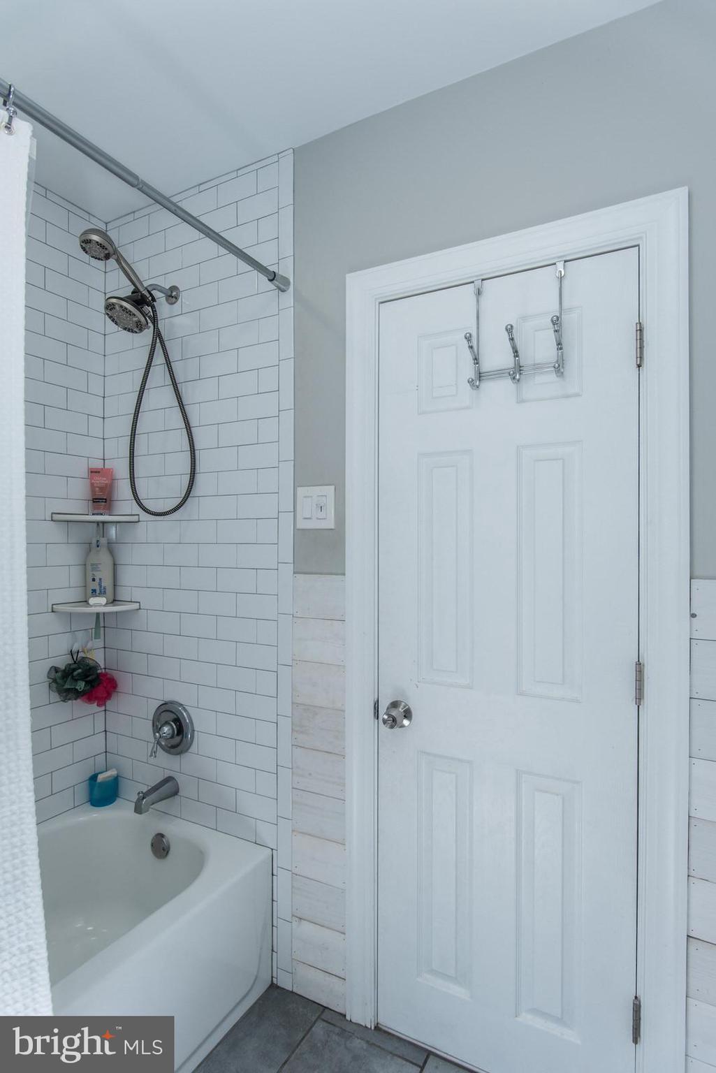 PORT RICHMOND - Residential