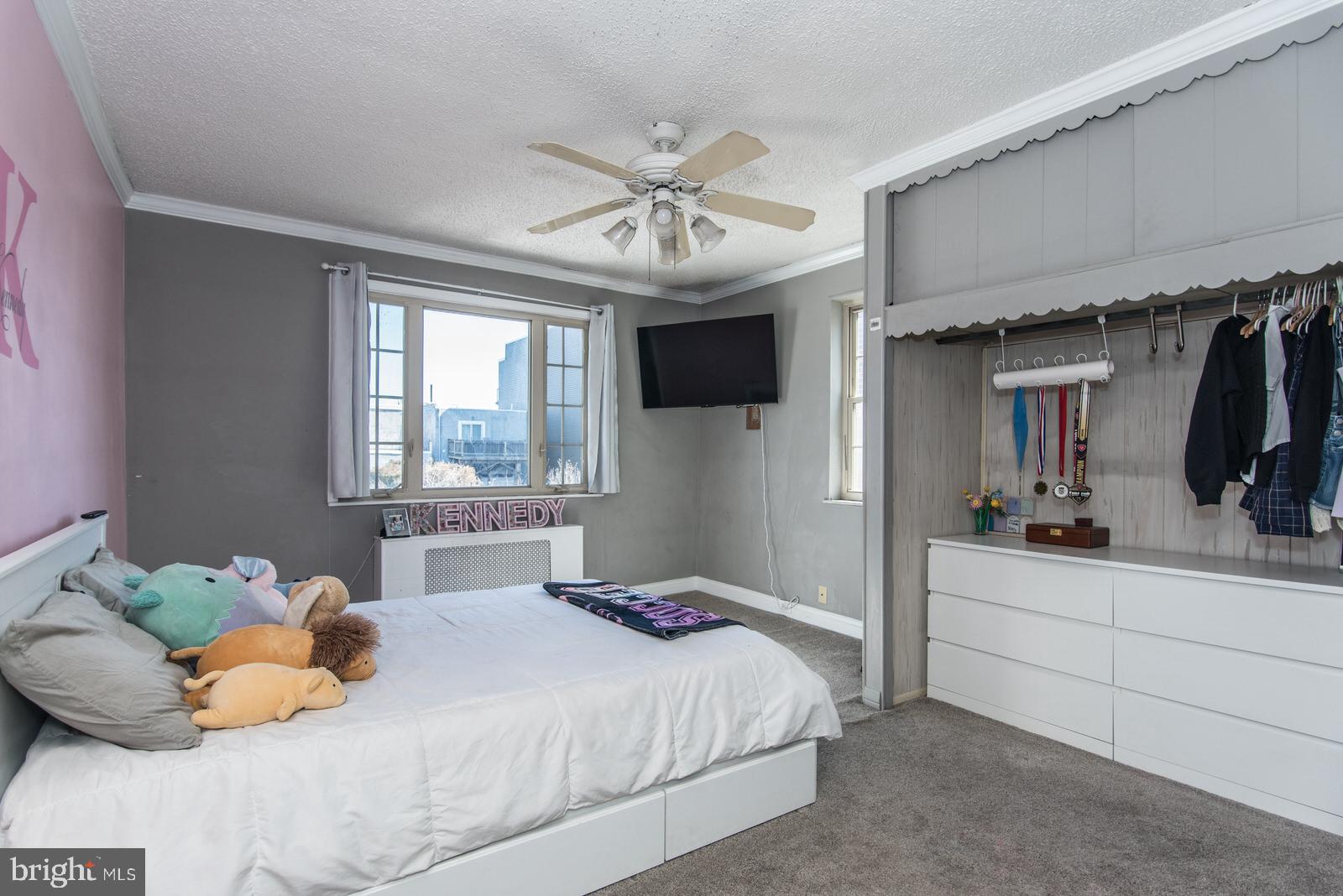 PORT RICHMOND - Residential