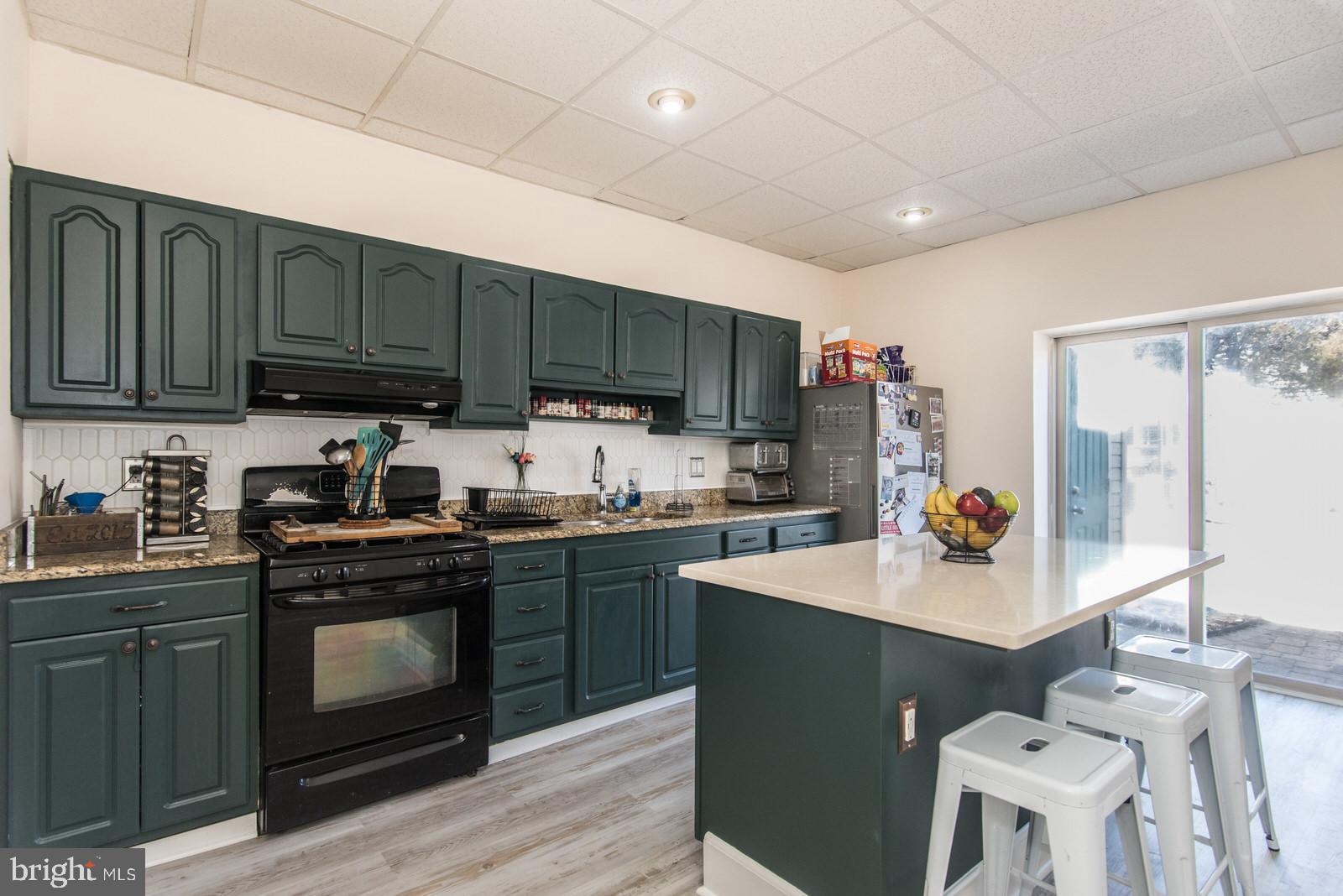 PORT RICHMOND - Residential