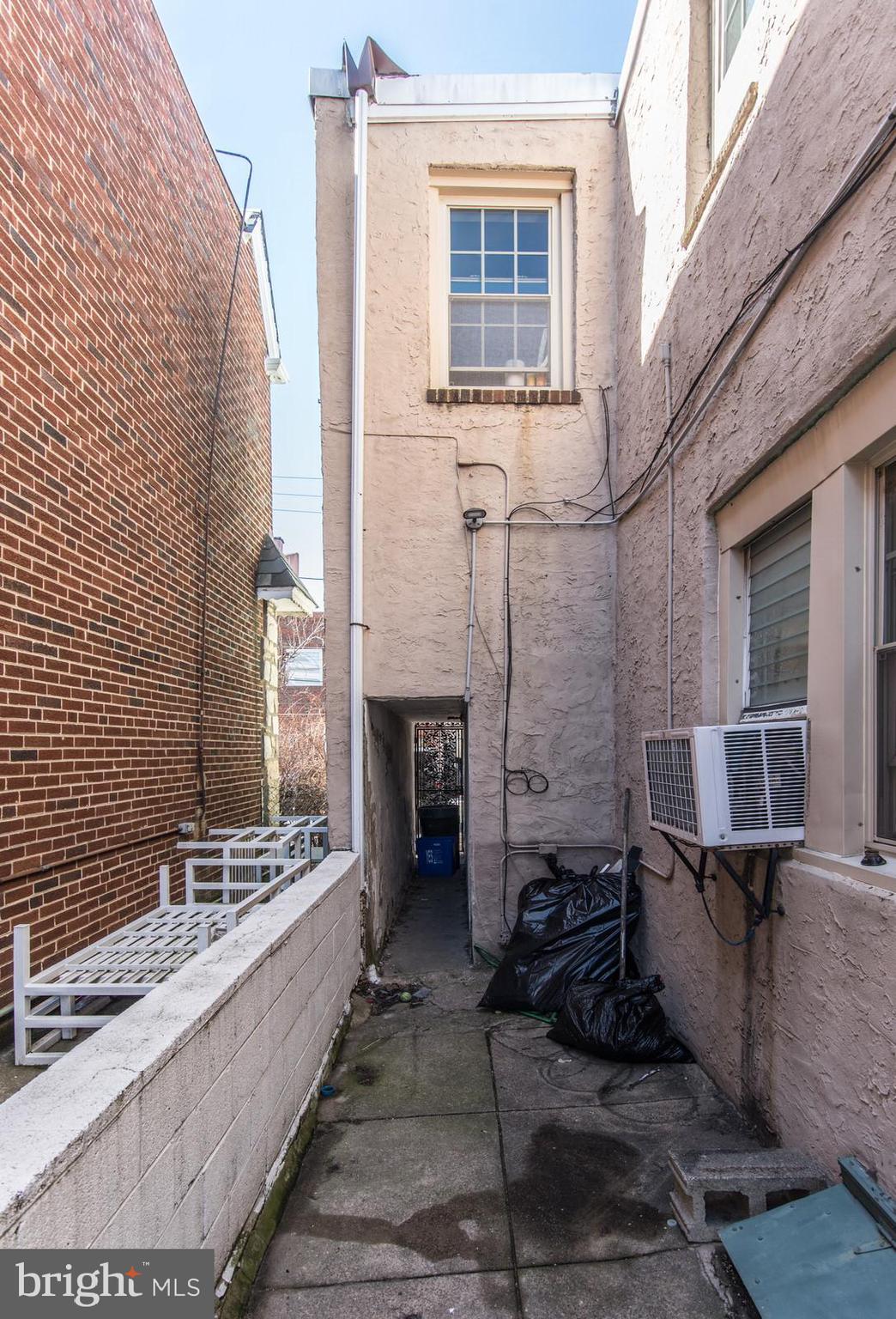 PORT RICHMOND - Residential