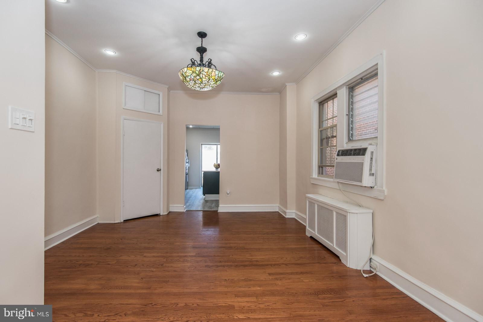 PORT RICHMOND - Residential