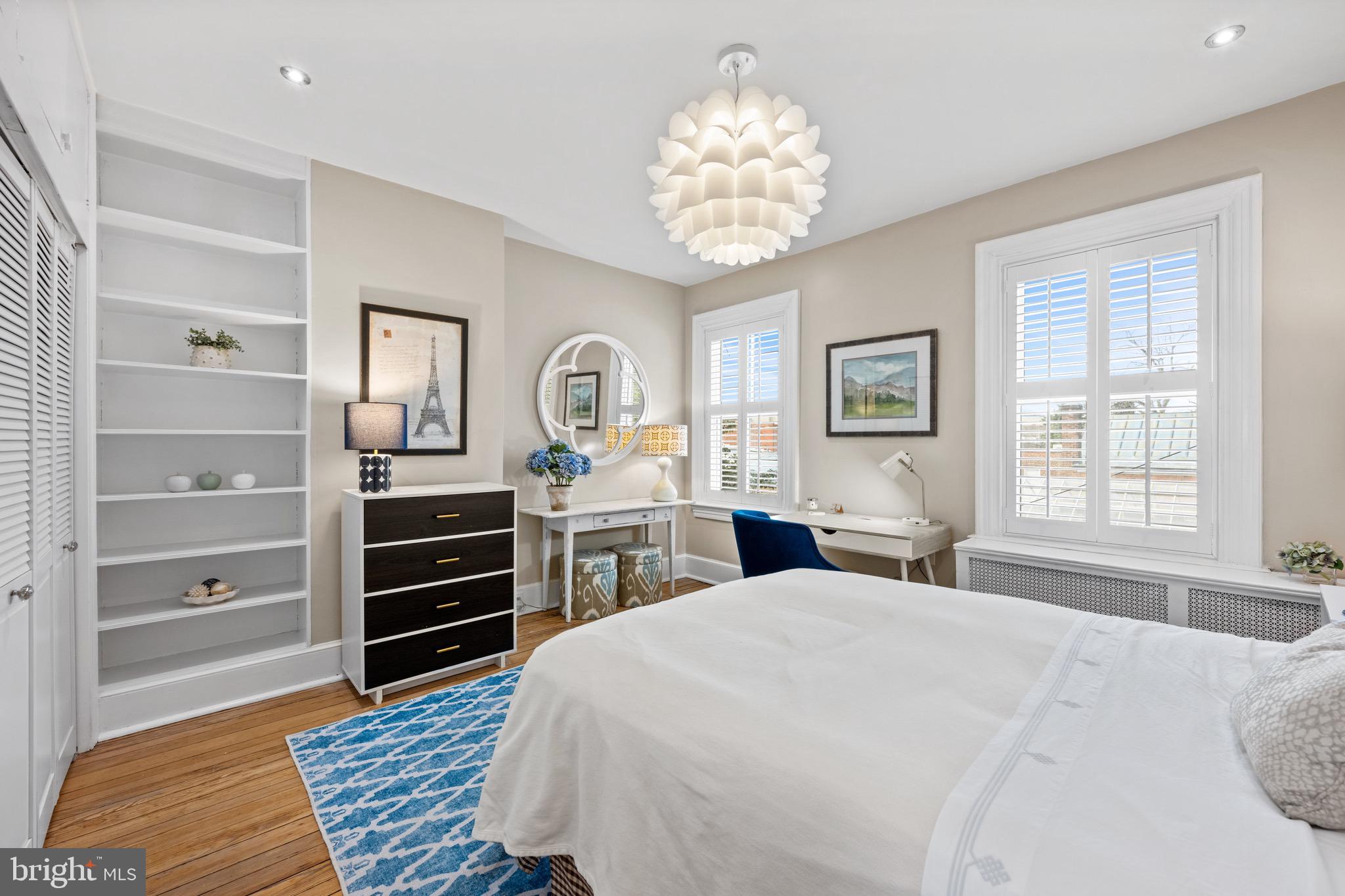 GEORGETOWN - Residential