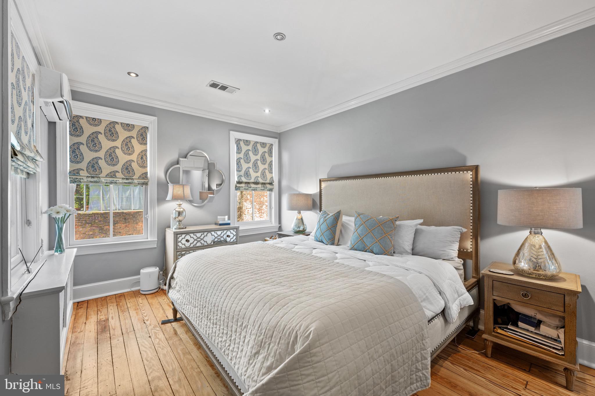 GEORGETOWN - Residential
