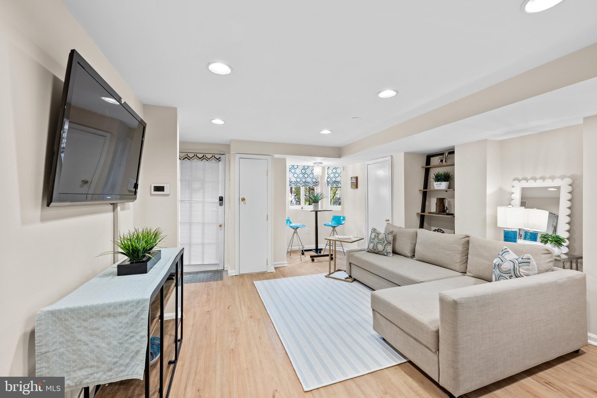 GEORGETOWN - Residential