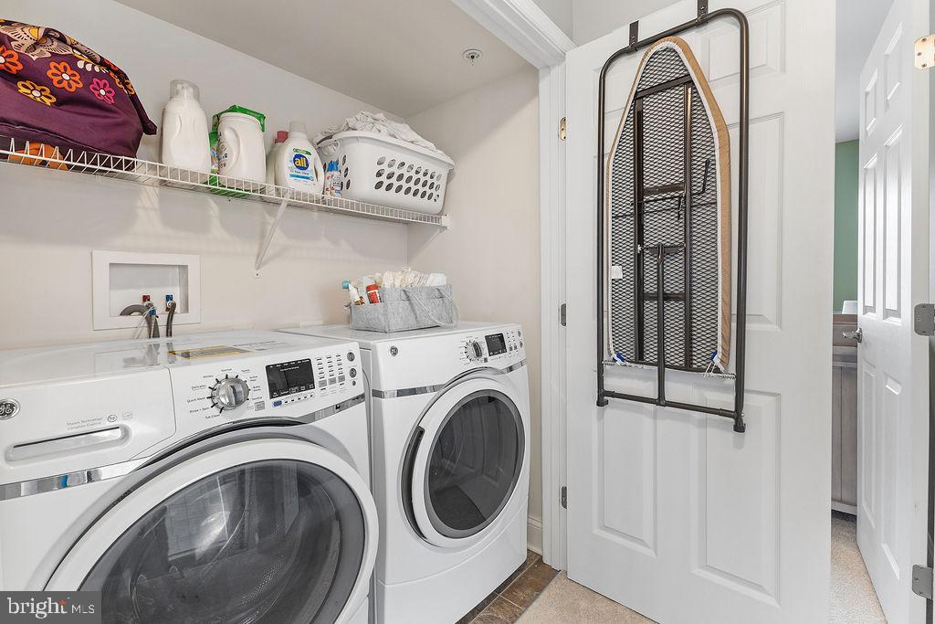 ELLENDALE - Residential