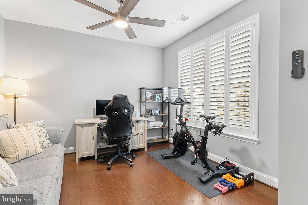 ELLENDALE - Residential