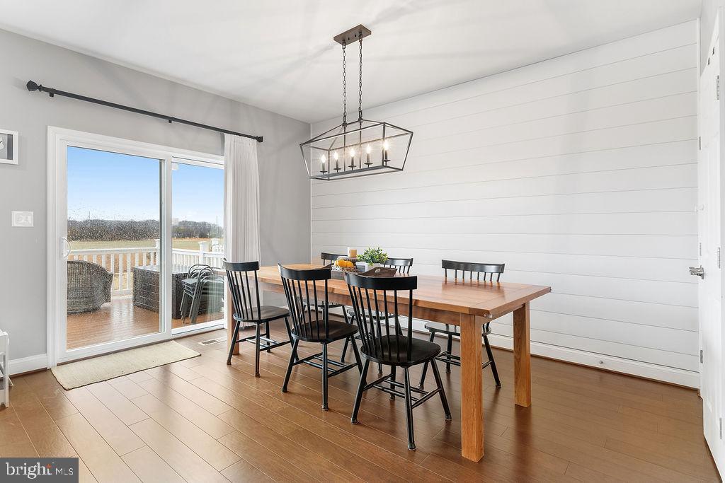 ELLENDALE - Residential