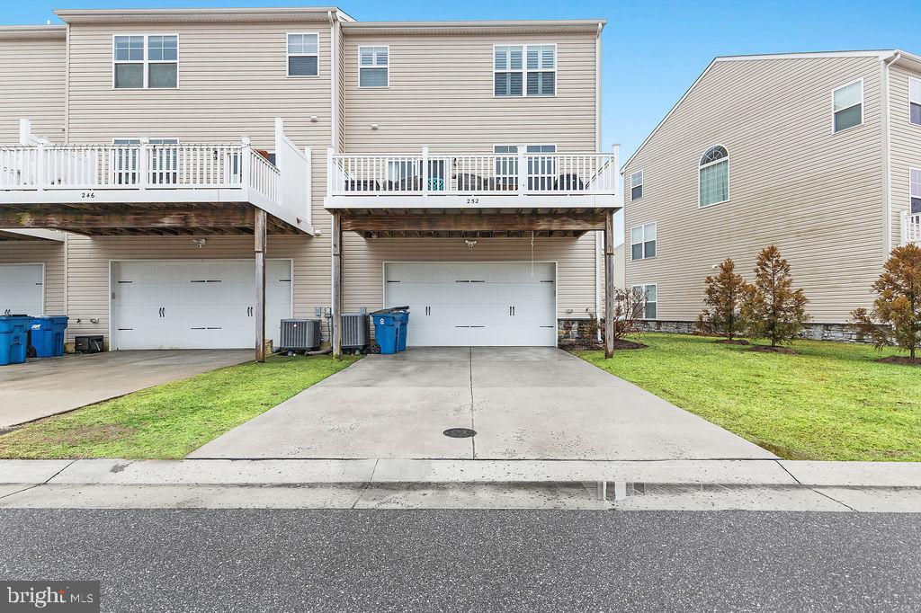 ELLENDALE - Residential