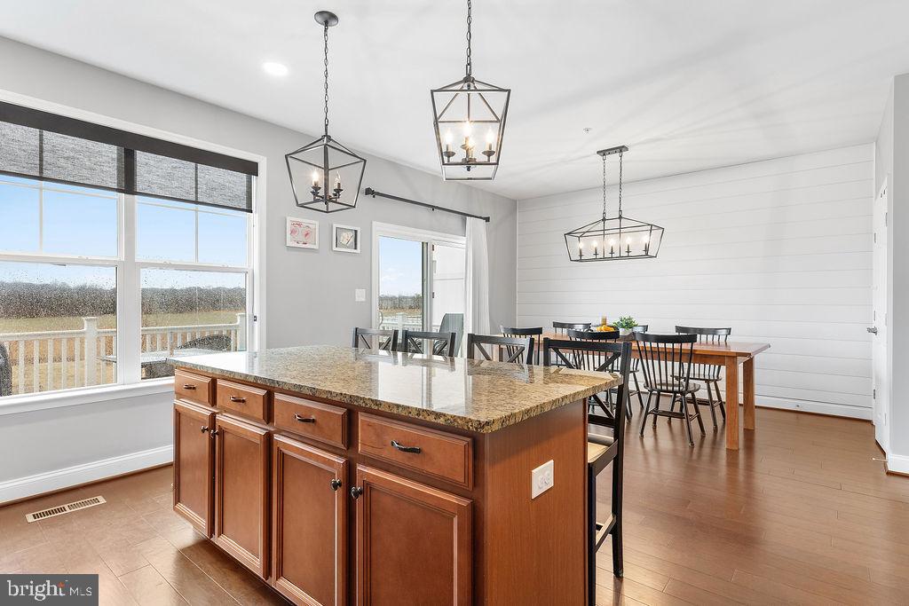 ELLENDALE - Residential