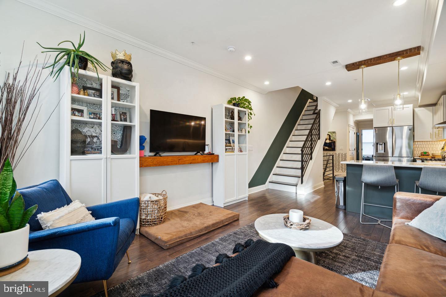 FRANCISVILLE - Residential