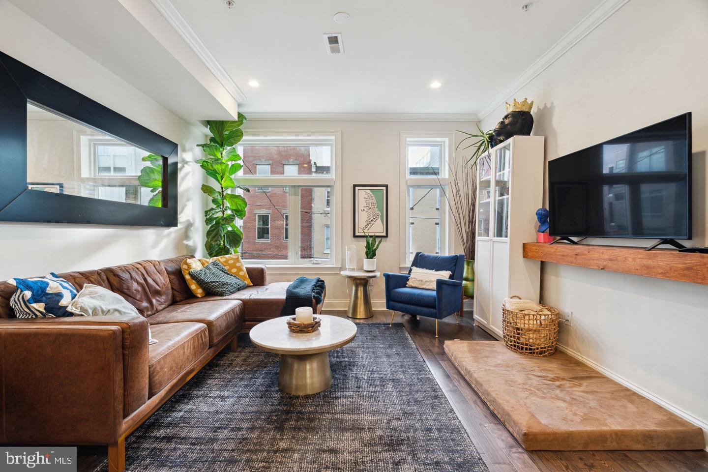 FRANCISVILLE - Residential