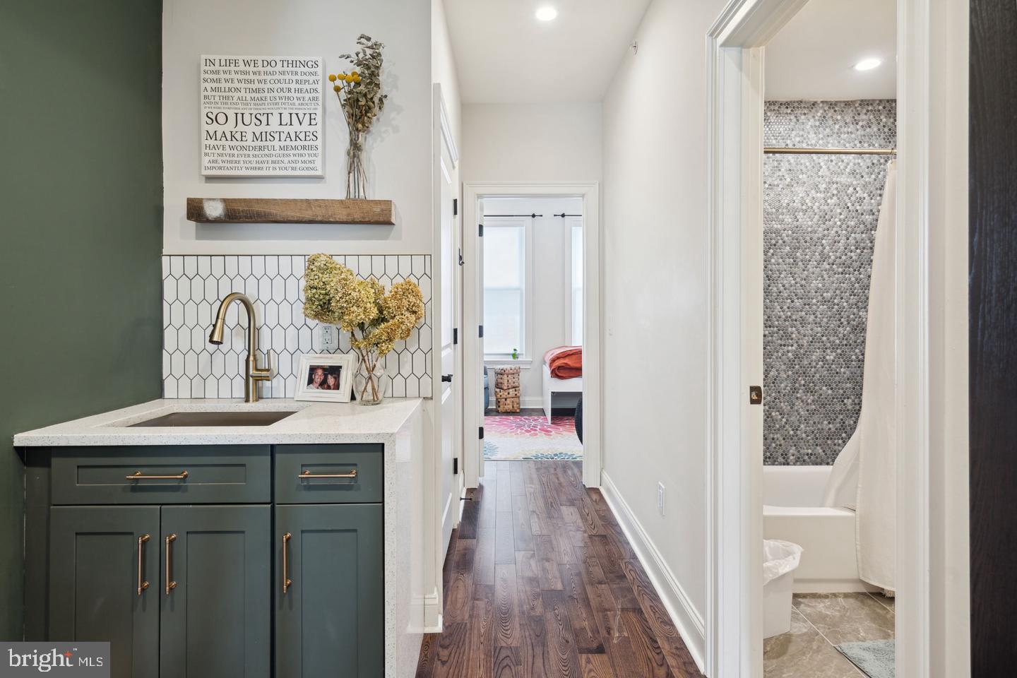 FRANCISVILLE - Residential