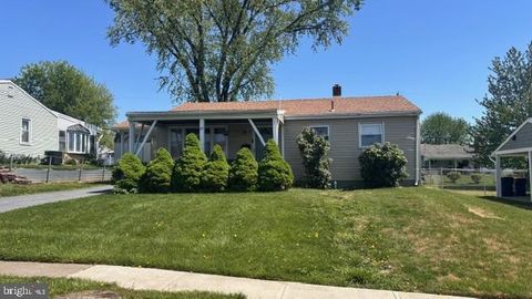 22 NISSLEY DRIVE MIDDLETOWN PA 17057