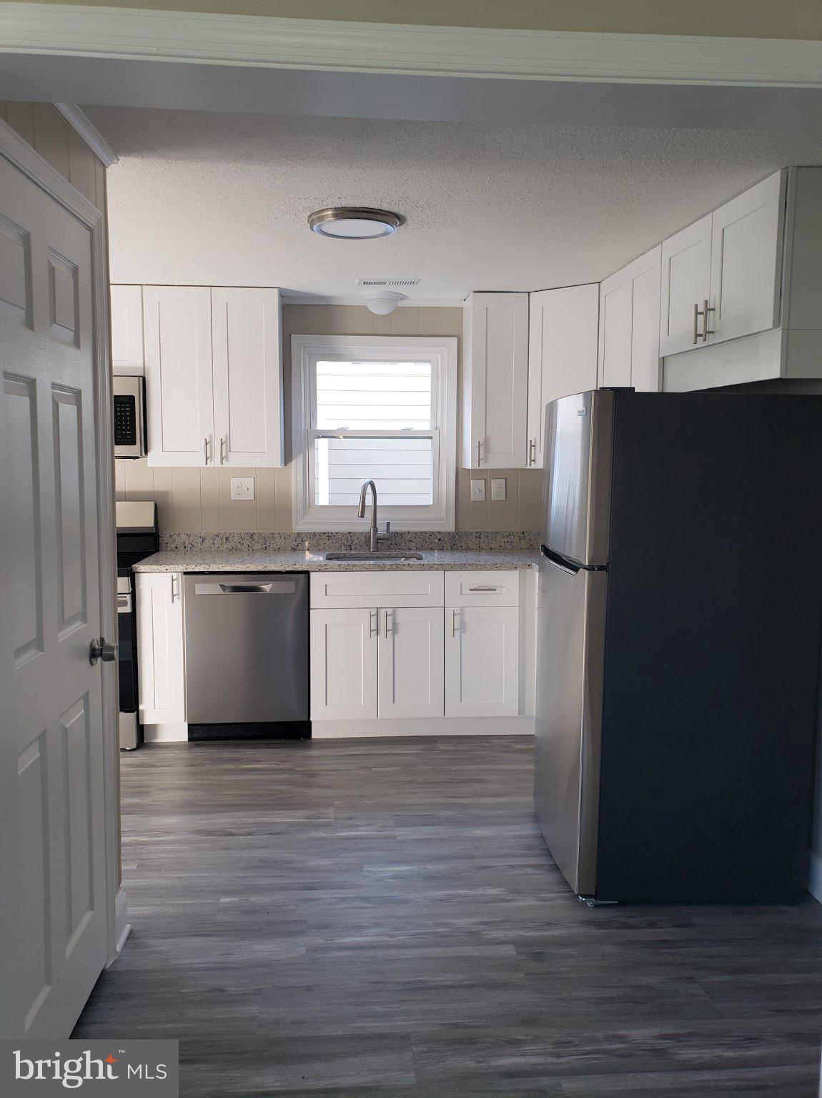 2915 UNIVERSITY BOULEVARD W