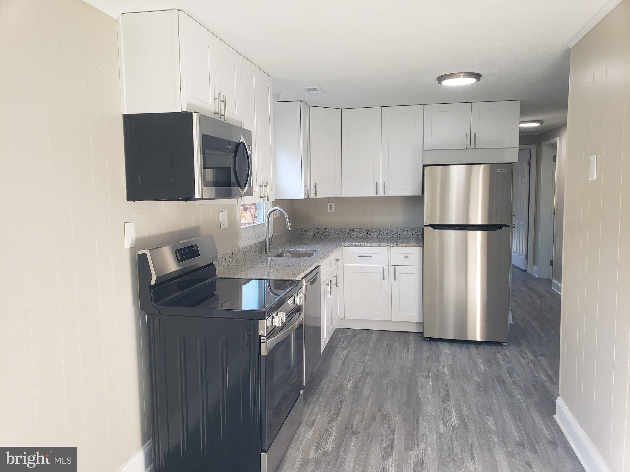 2915 UNIVERSITY BOULEVARD W