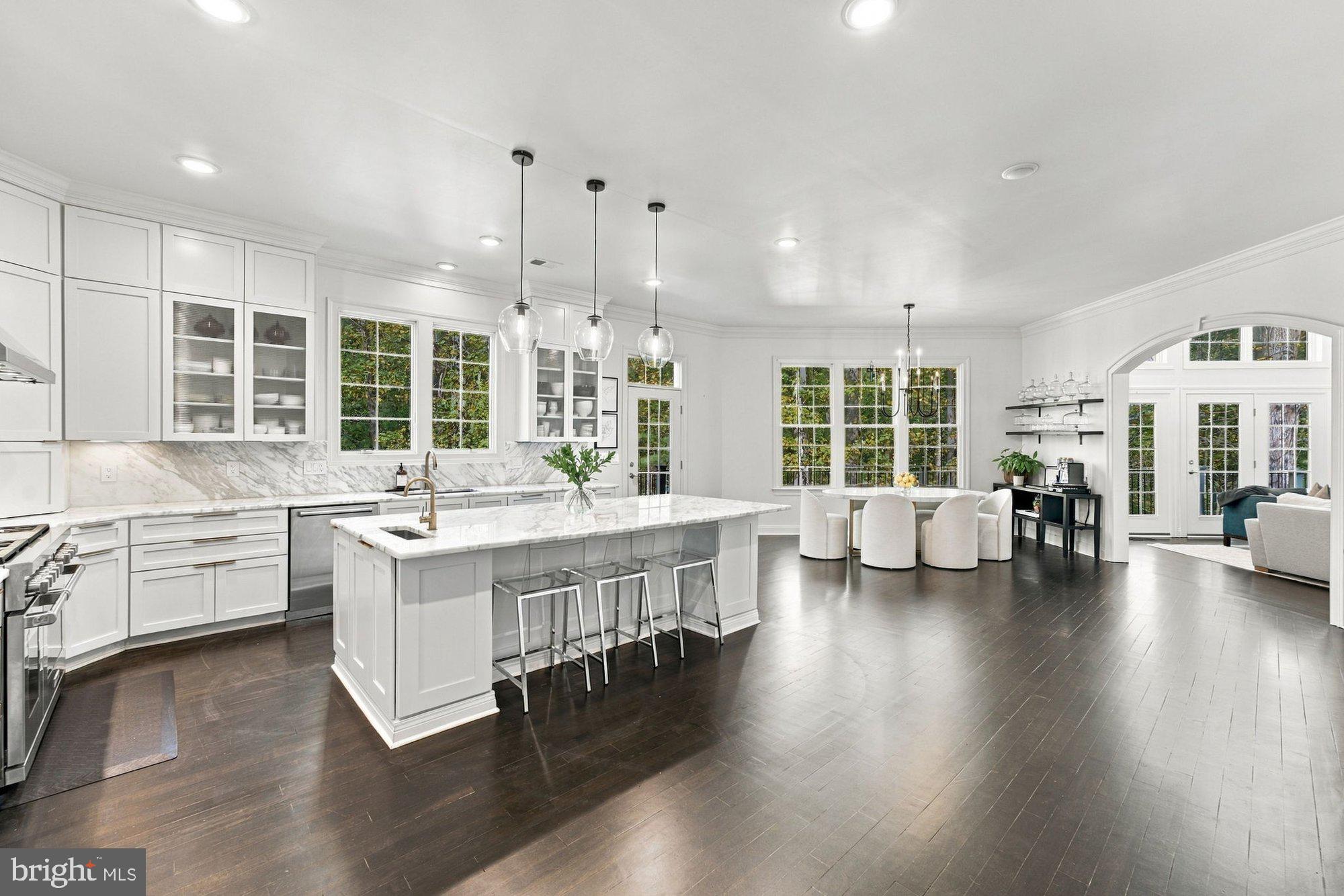 2583 VINTAGE CREST LANE
