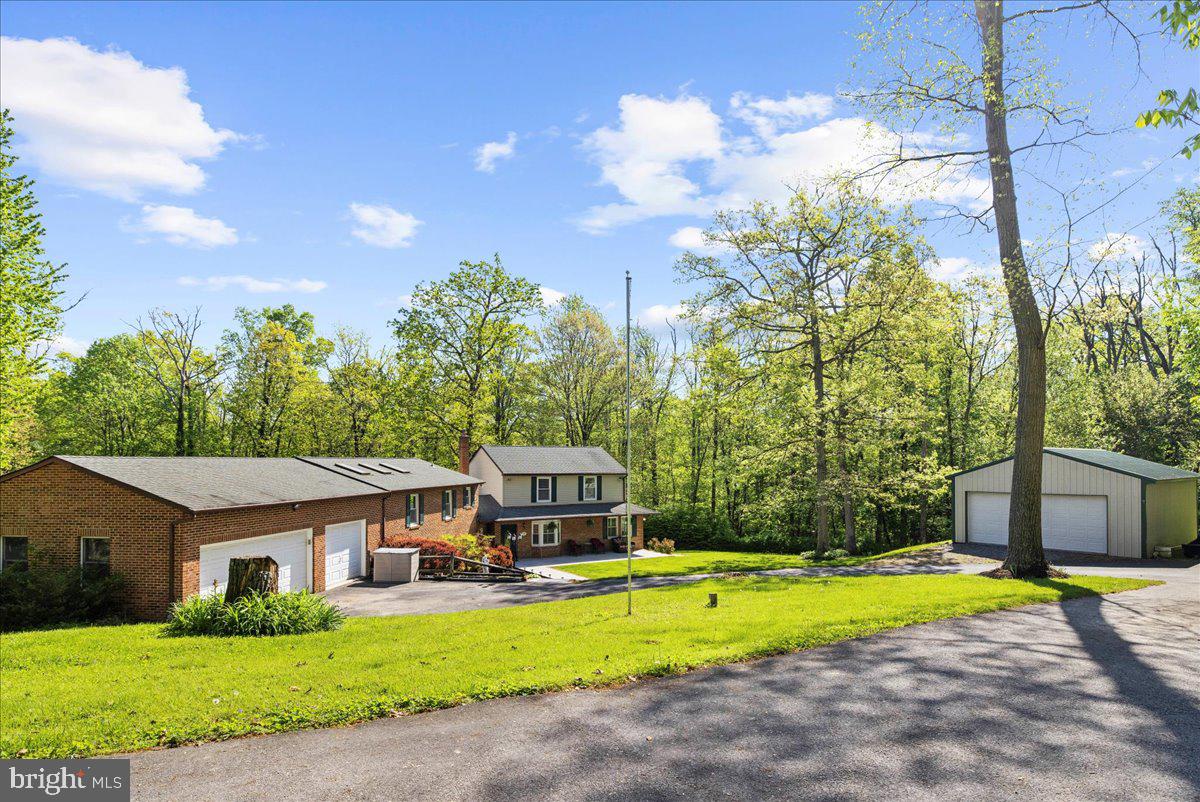 1260 BUCKHORN ROAD