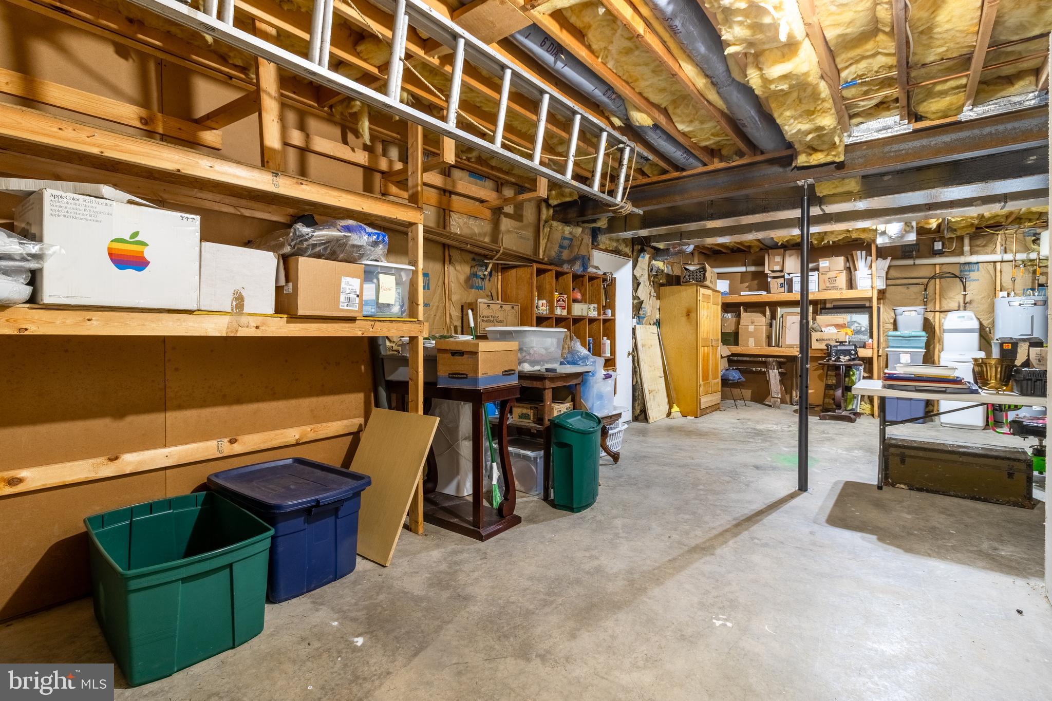 CENTRE HILLS - Residential