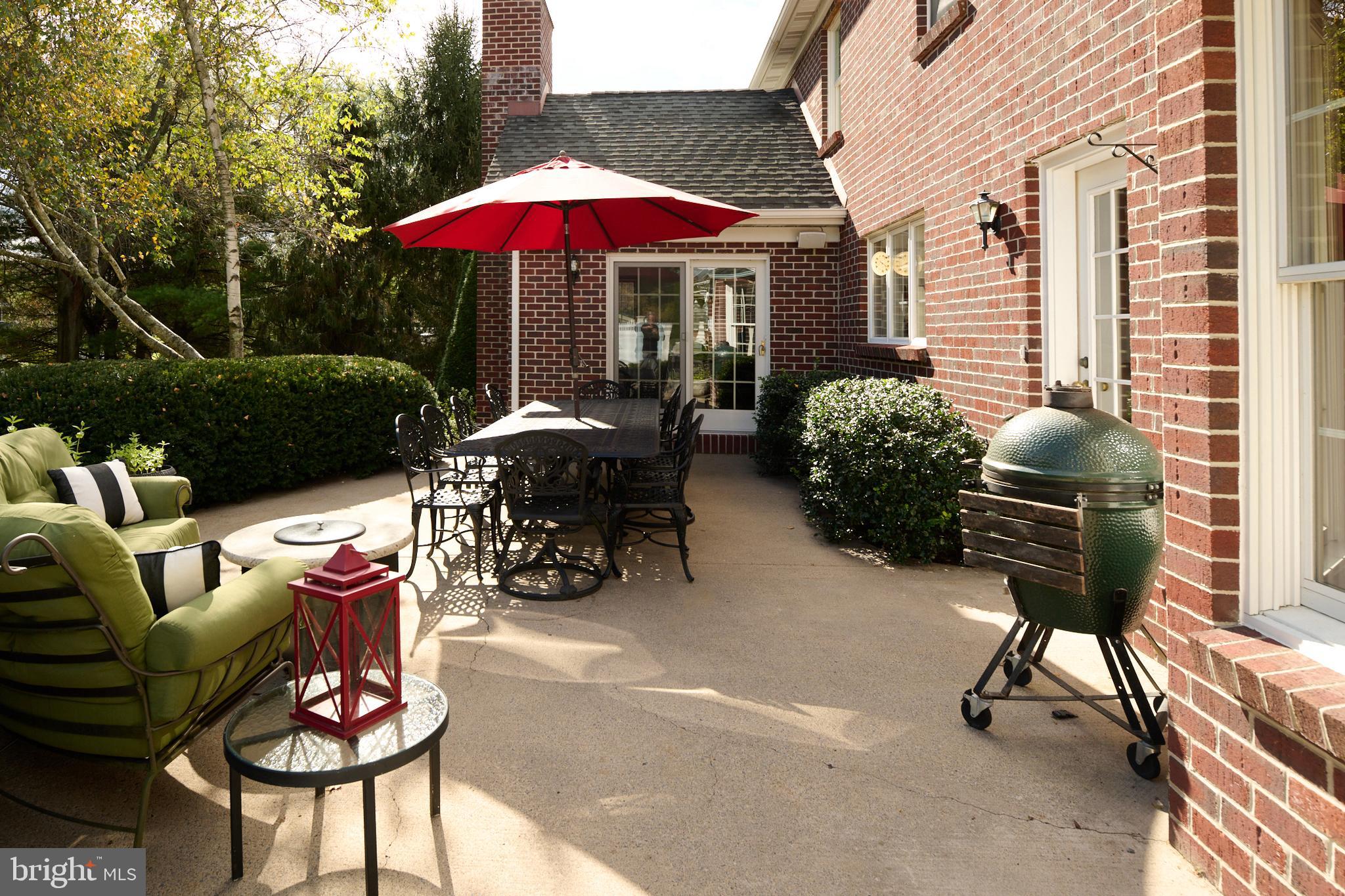 CENTRE HILLS - Residential