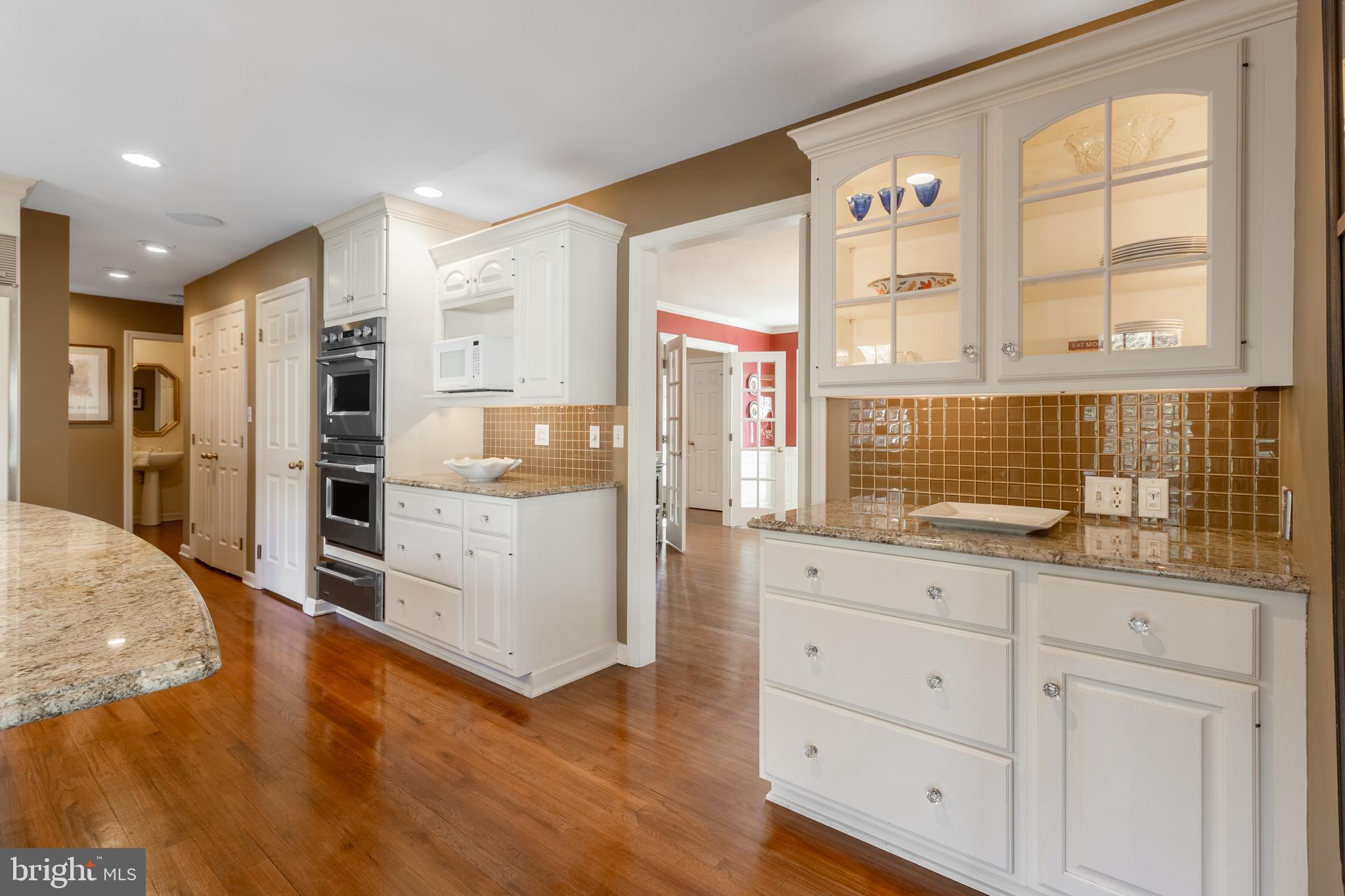 CENTRE HILLS - Residential