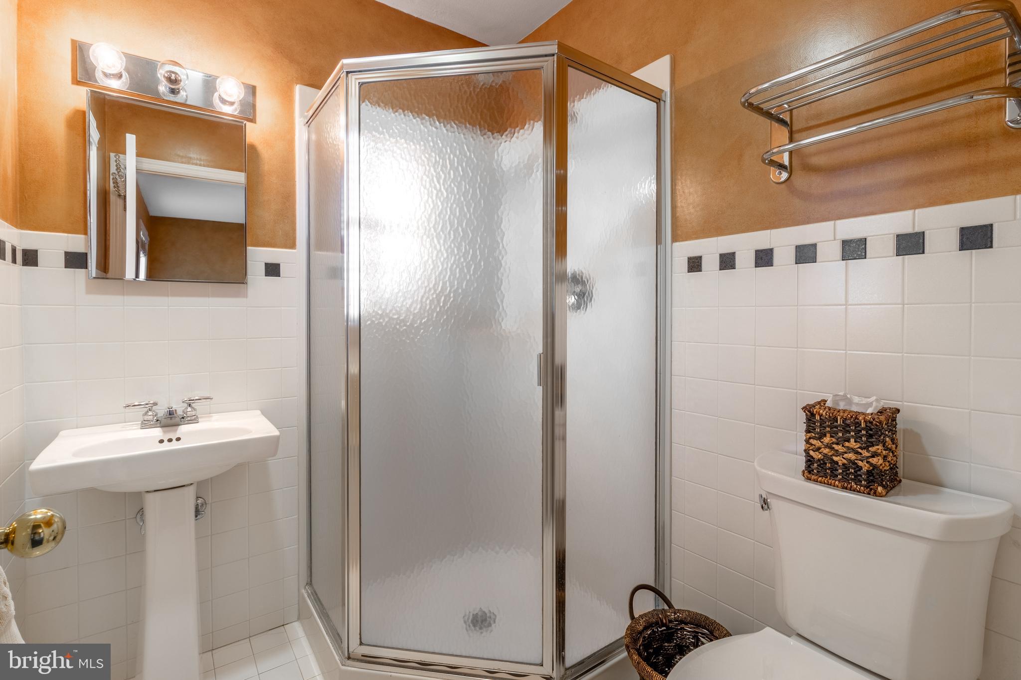 CENTRE HILLS - Residential