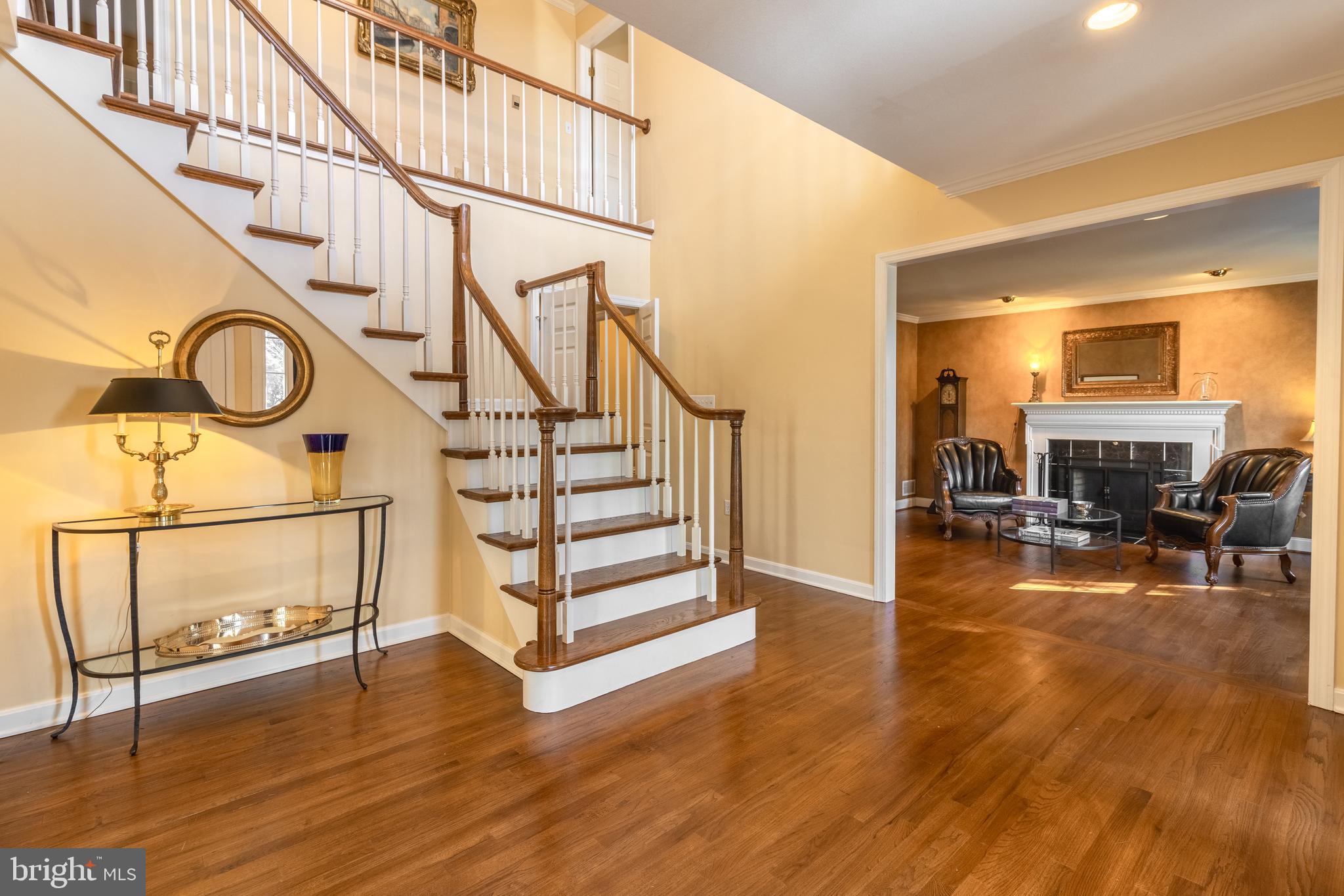 CENTRE HILLS - Residential