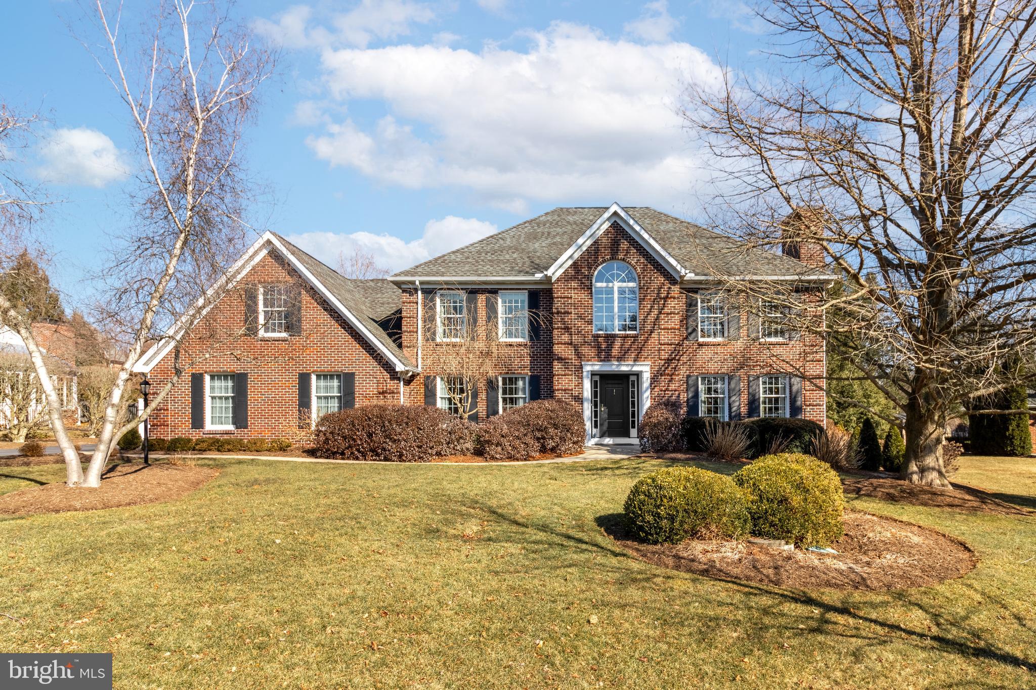 Welcome to this stunning stately home in Centre Hills, where elegance meets functionality. With five spacious bedrooms and four full bathrooms, plus two half baths, this residence is designed for both comfort and style.
As you step inside, you’re greeted by a two-story entry that showcases a grand staircase and beautiful glass French doors, creating an inviting atmosphere that leads throughout the home. The chef’s kitchen is a true highlight, featuring ample counter space and seating, making it perfect for both formal and informal dining experiences—ideal for family gatherings and entertaining guests.
Adjacent to the family room, you’ll find an easy transition to the back patio, where you can relax and enjoy the serene, well-manicured lawn—the perfect outdoor retreat. The first floor also includes a cozy office, a large family room complete with a fireplace, and a spacious study featuring a second fireplace (adding warmth and charm to the living spaces), a spacious mud room, and formal dining room.
Venturing to the second floor, you’ll discover five generously sized bedrooms, a loft area, three full bathrooms, and a convenient laundry room. The lower level impresses with a sizable great room, hobby room and a full bath, along with closets that are perfect for use as craft rooms or additional storage.
With plenty of unfinished area for all your storage needs, this home truly has it all. Conveniently located near shopping, downtown, the PSU campus, parks, bike paths, and a variety of entertainment and dining options, this property is a fantastic opportunity you won’t want to miss!