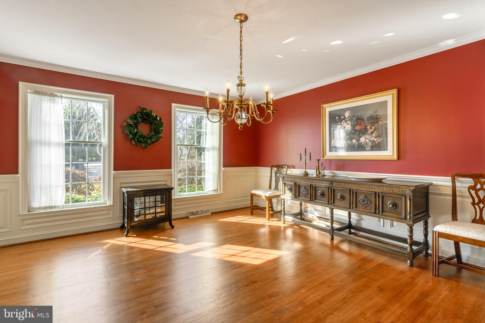 CENTRE HILLS - Residential