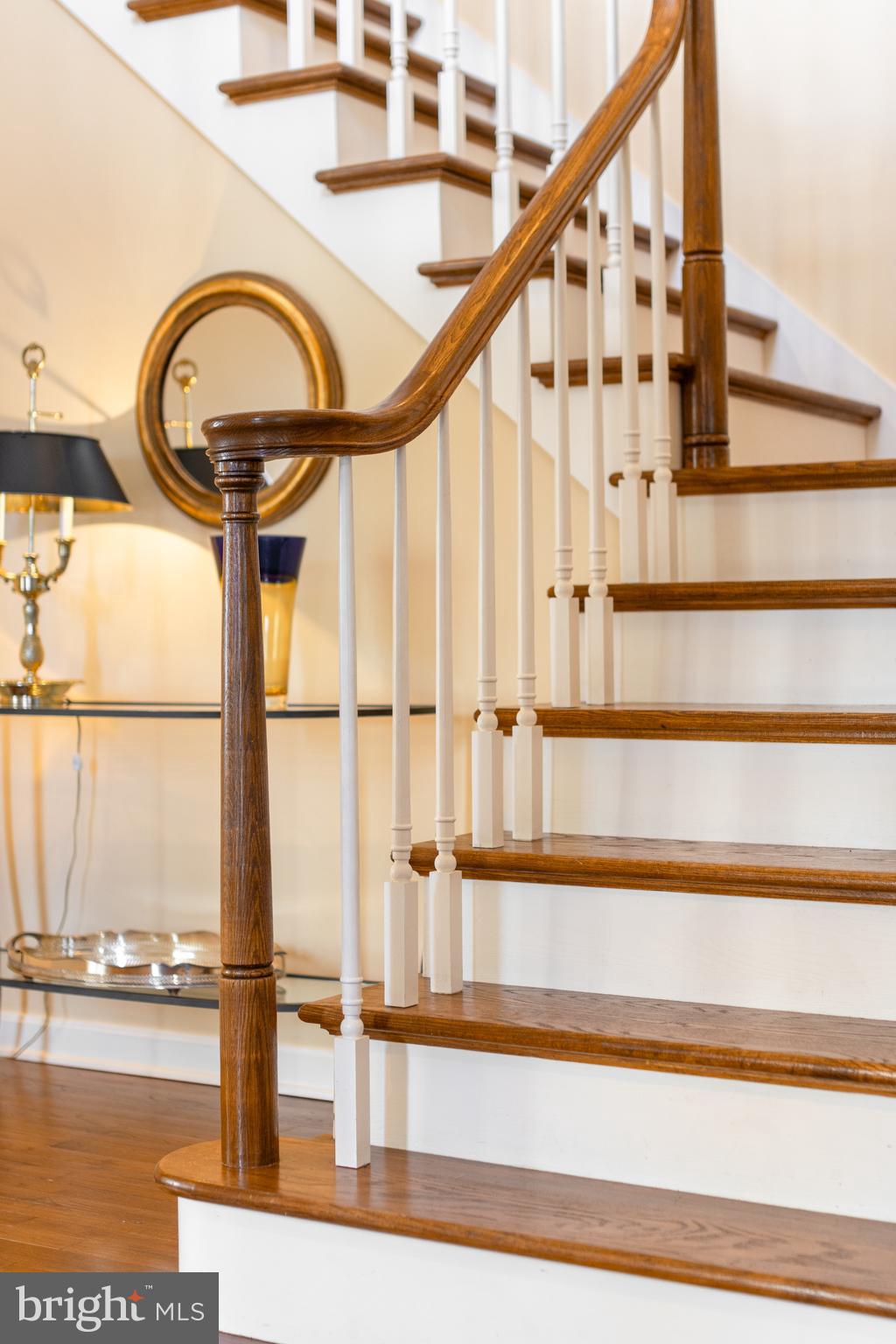 CENTRE HILLS - Residential