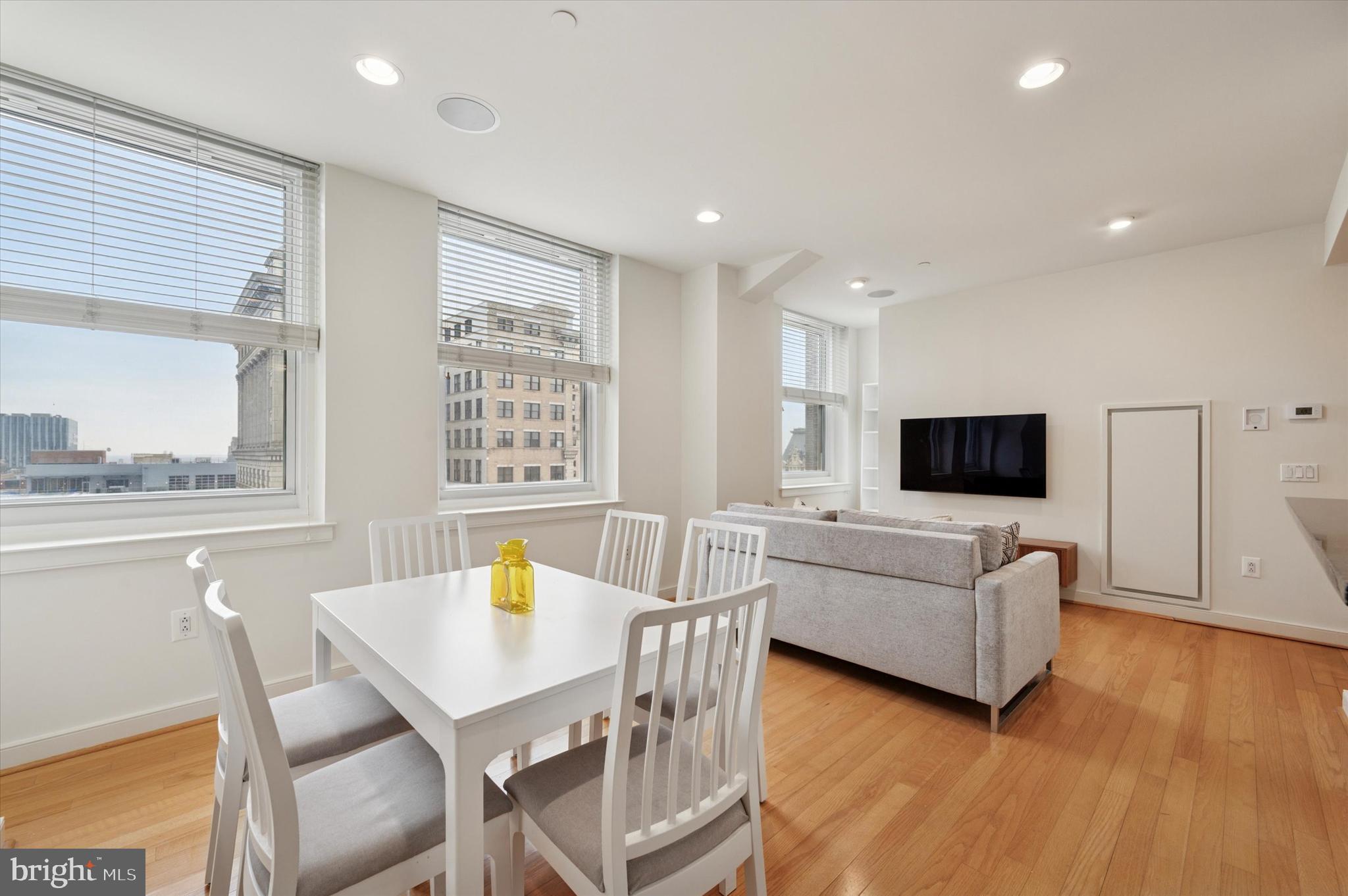 RITTENHOUSE SQUARE - Residential