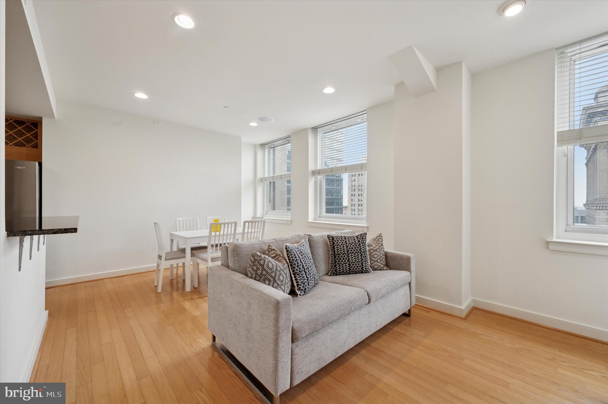 RITTENHOUSE SQUARE - Residential