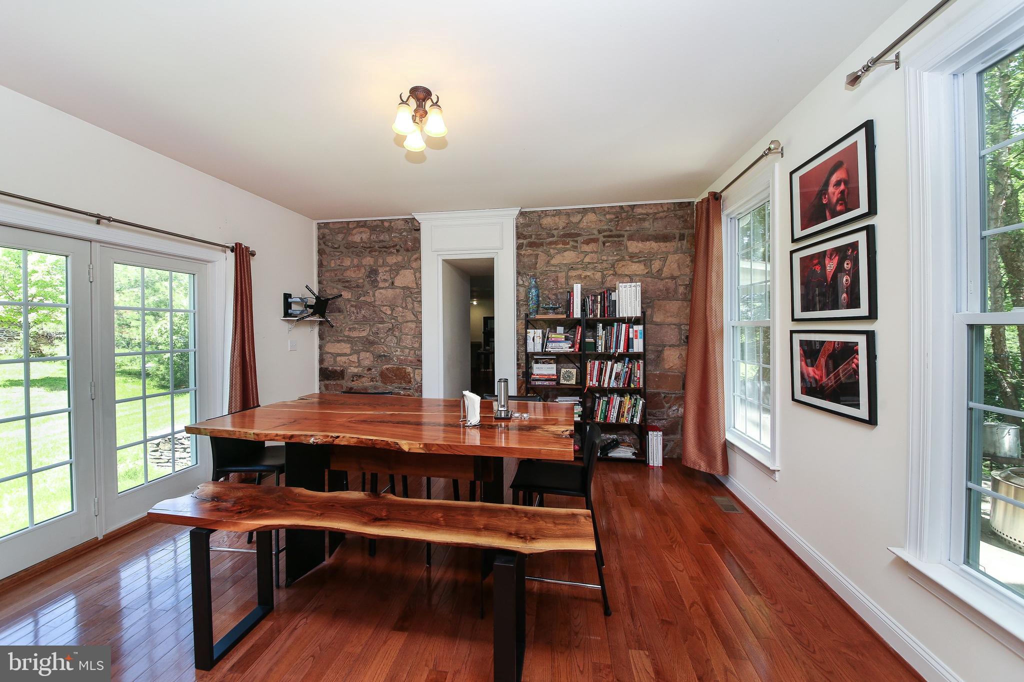 FERGUSON HILL - Residential Lease