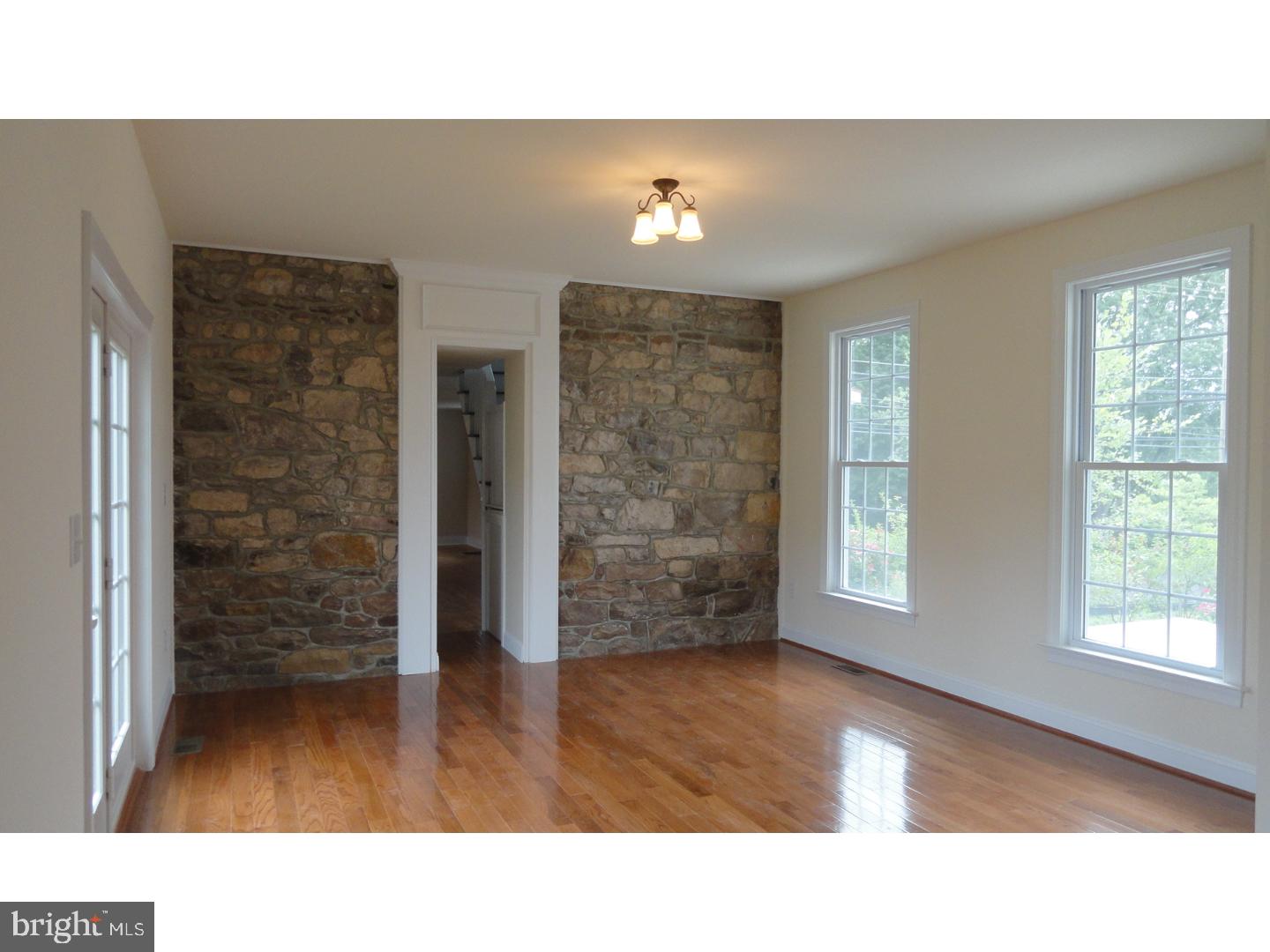 FERGUSON HILL - Residential Lease