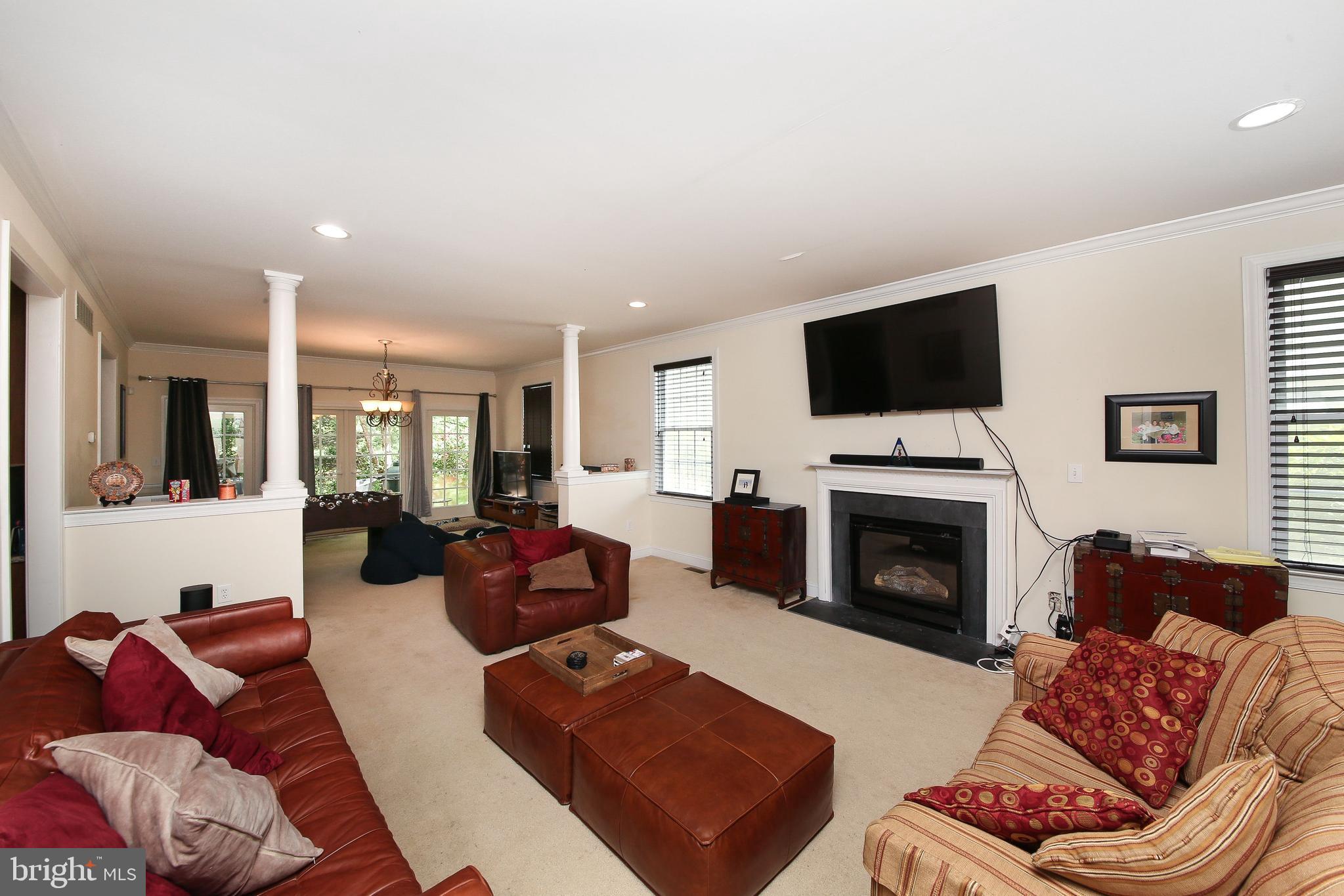 FERGUSON HILL - Residential Lease