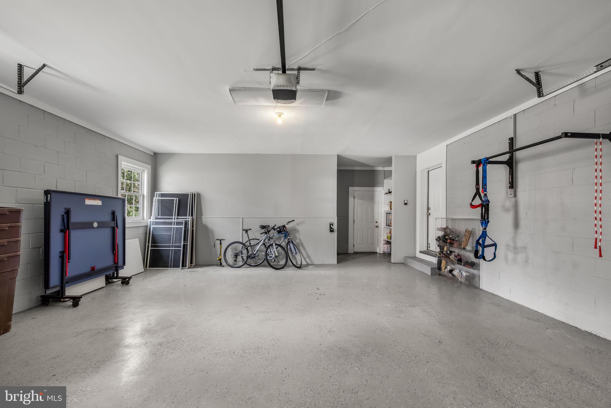 BARCROFT WOODS - Residential