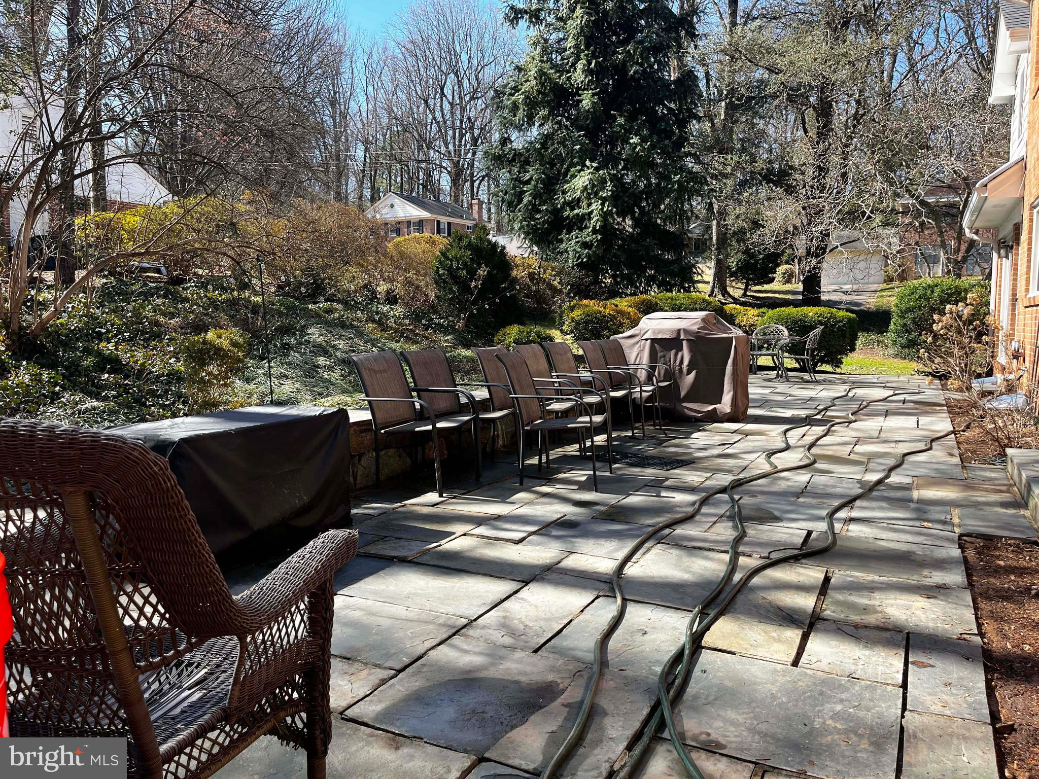 6547 MAPLEDALE COURT